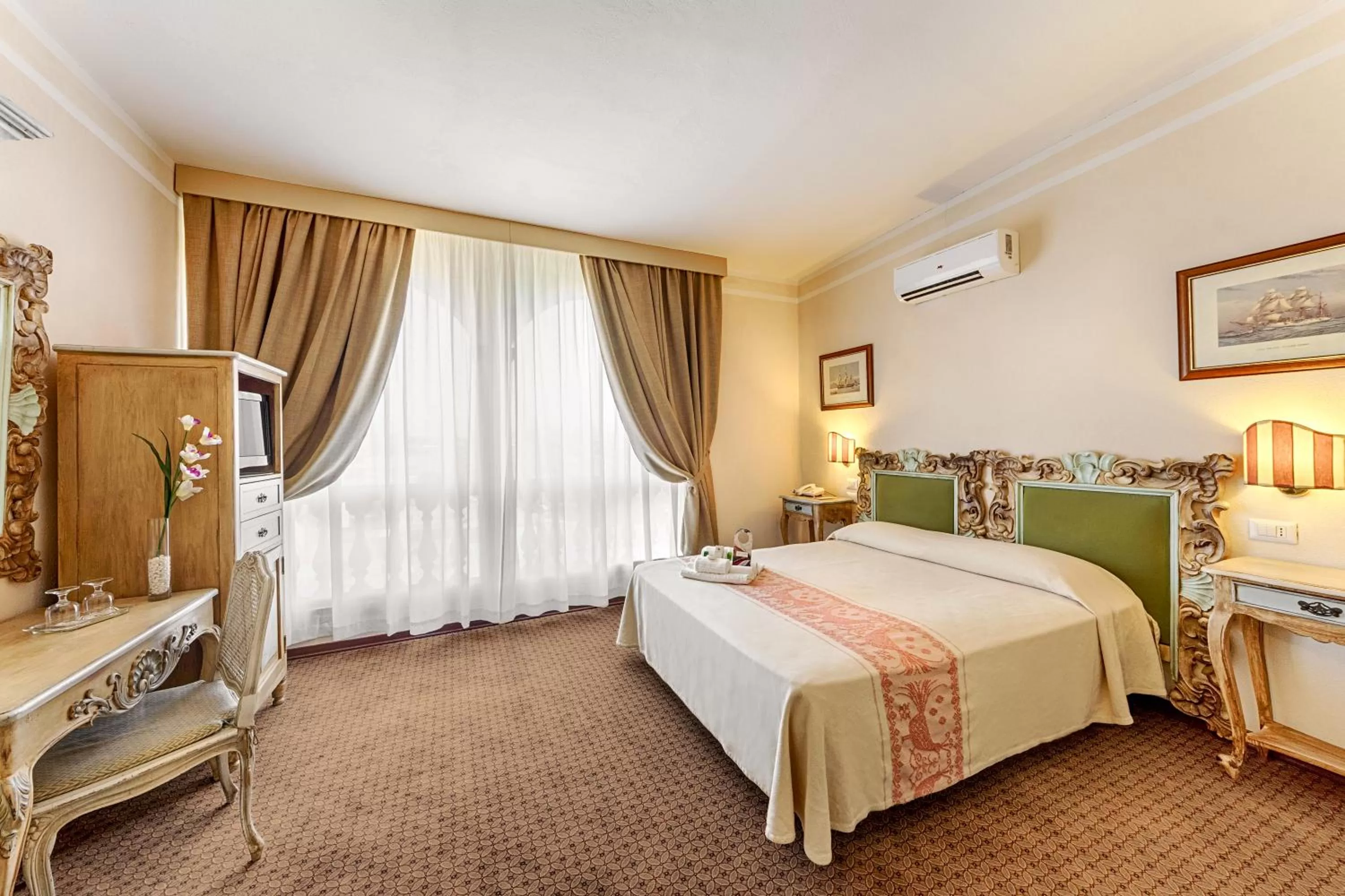 Colonna Palace Hotel Mediterraneo