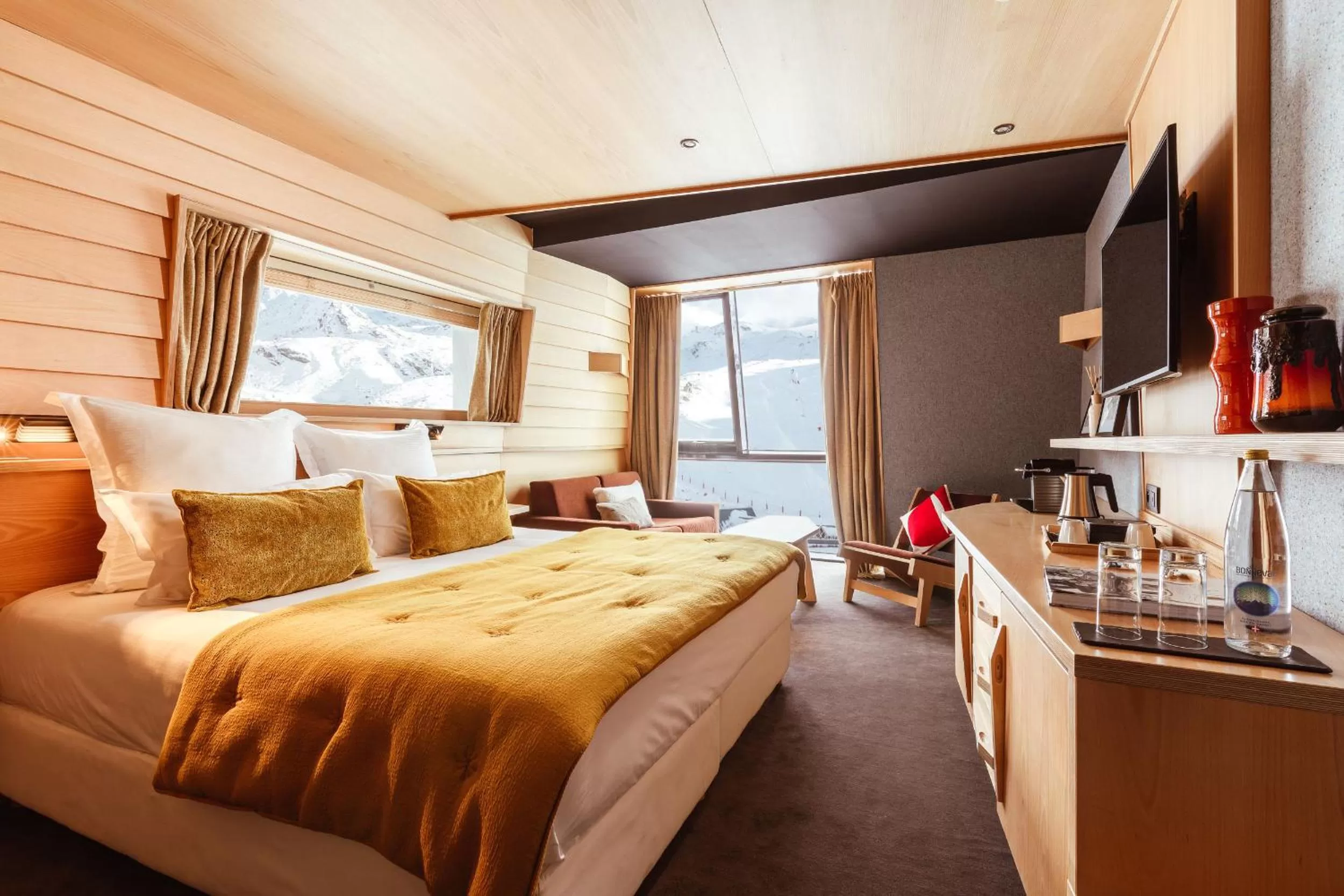 Coffee/tea facilities, Bed in Altapura Hôtel & Spa Val Thorens
