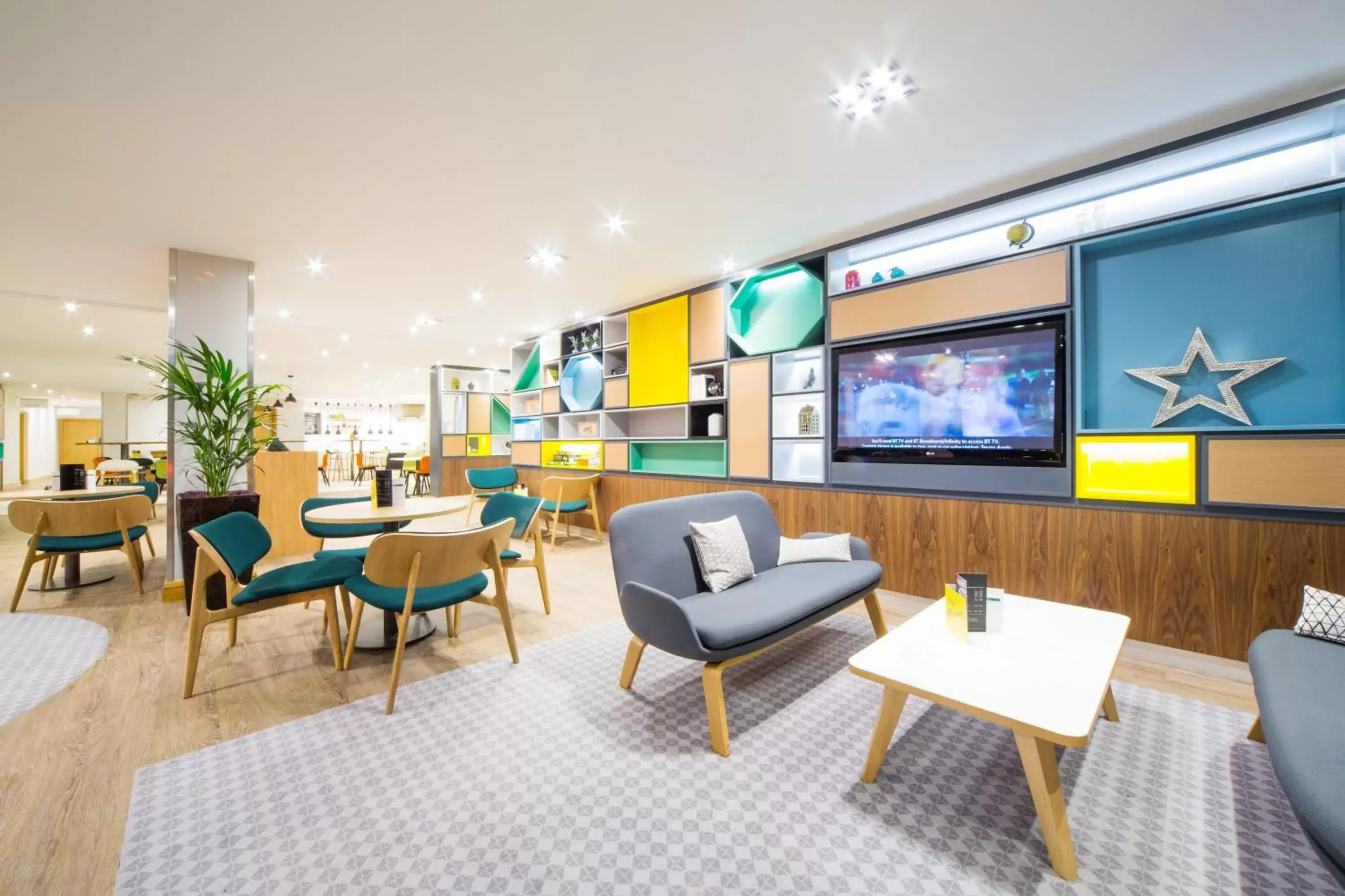Holiday Inn London - Gatwick Airport by IHG Holiday Inn London - Gatwick Airport by IHG