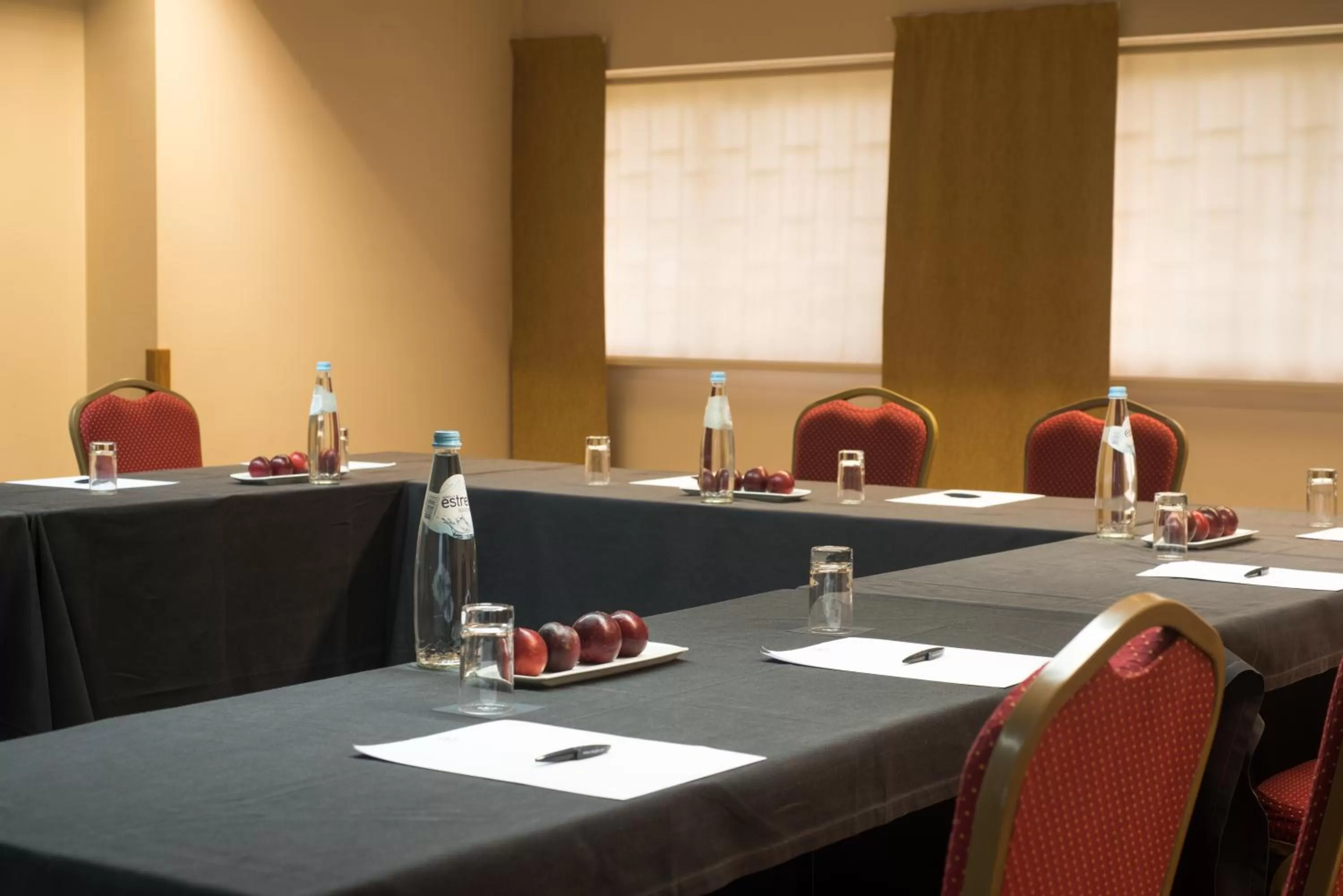 Meeting/conference room in Vila Galé Estoril