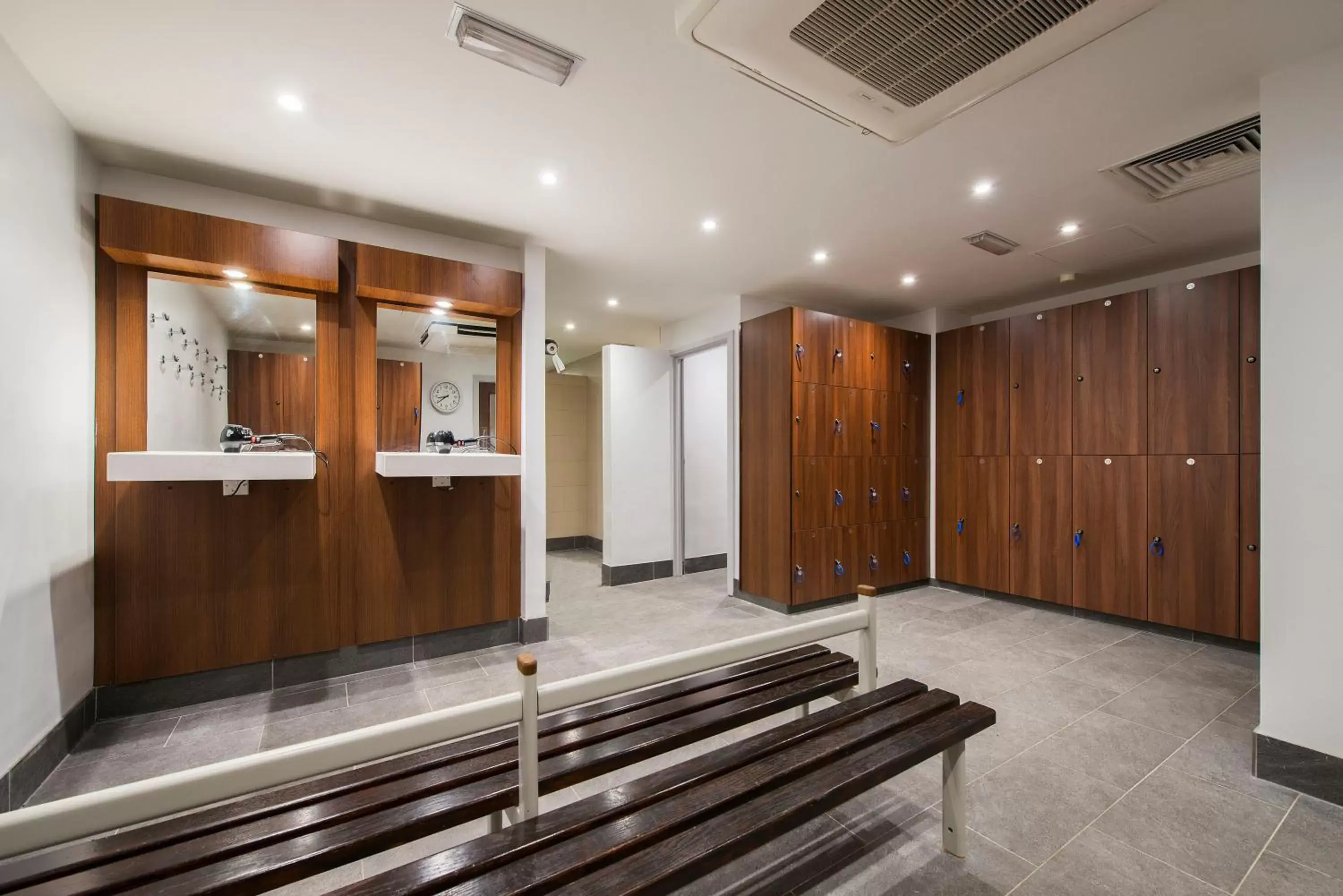 Lobby or reception in Holiday Inn London-Shepperton by IHG Lobby or reception in Holiday Inn London-Shepperton by IHG