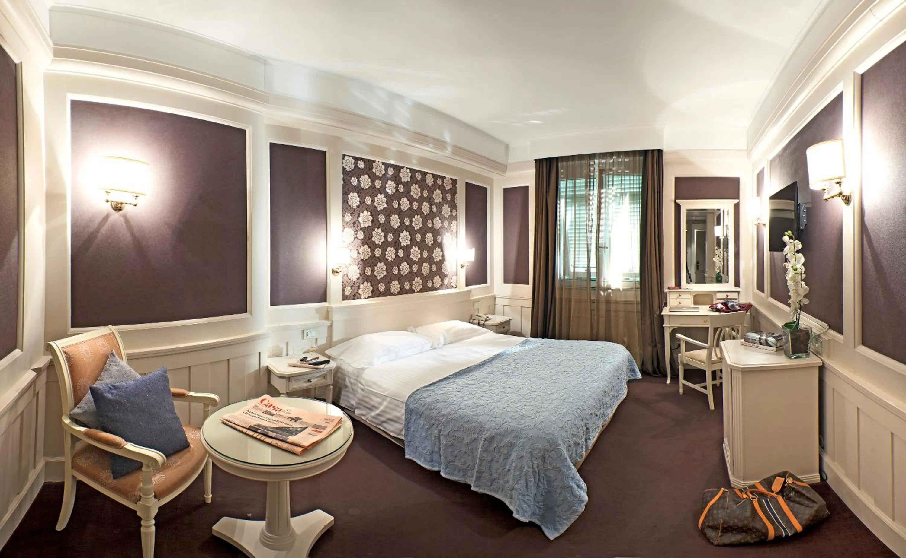 Bedroom, Bed in Europa Hotel Design Spa 1877