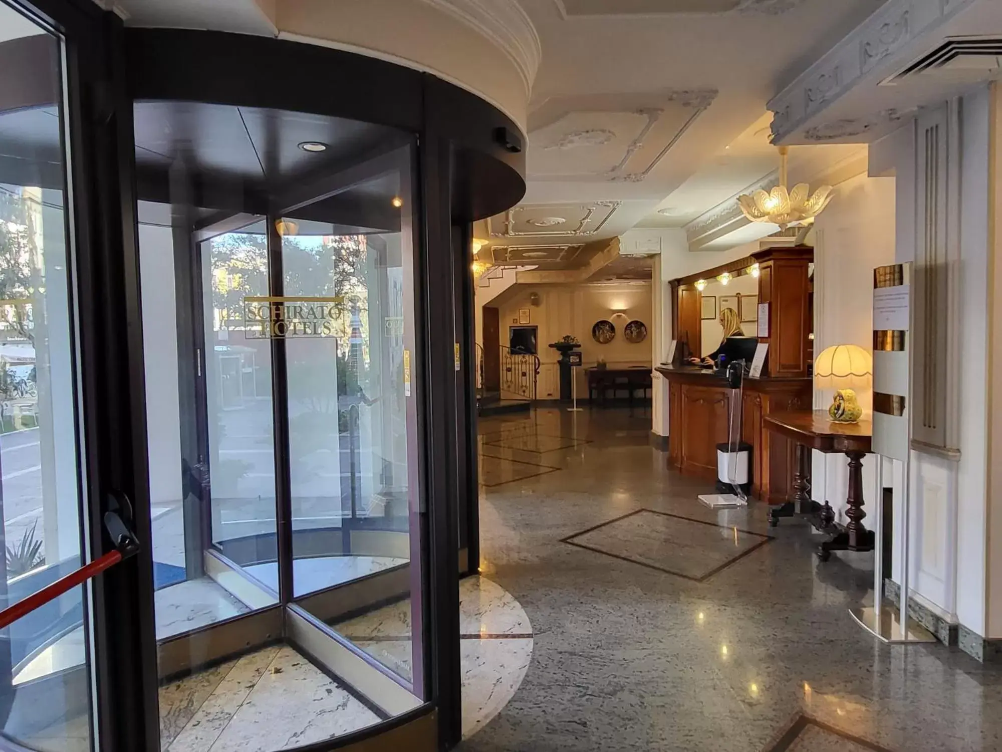 Lobby or reception in Hotel Plaza Lobby or reception in Hotel Plaza