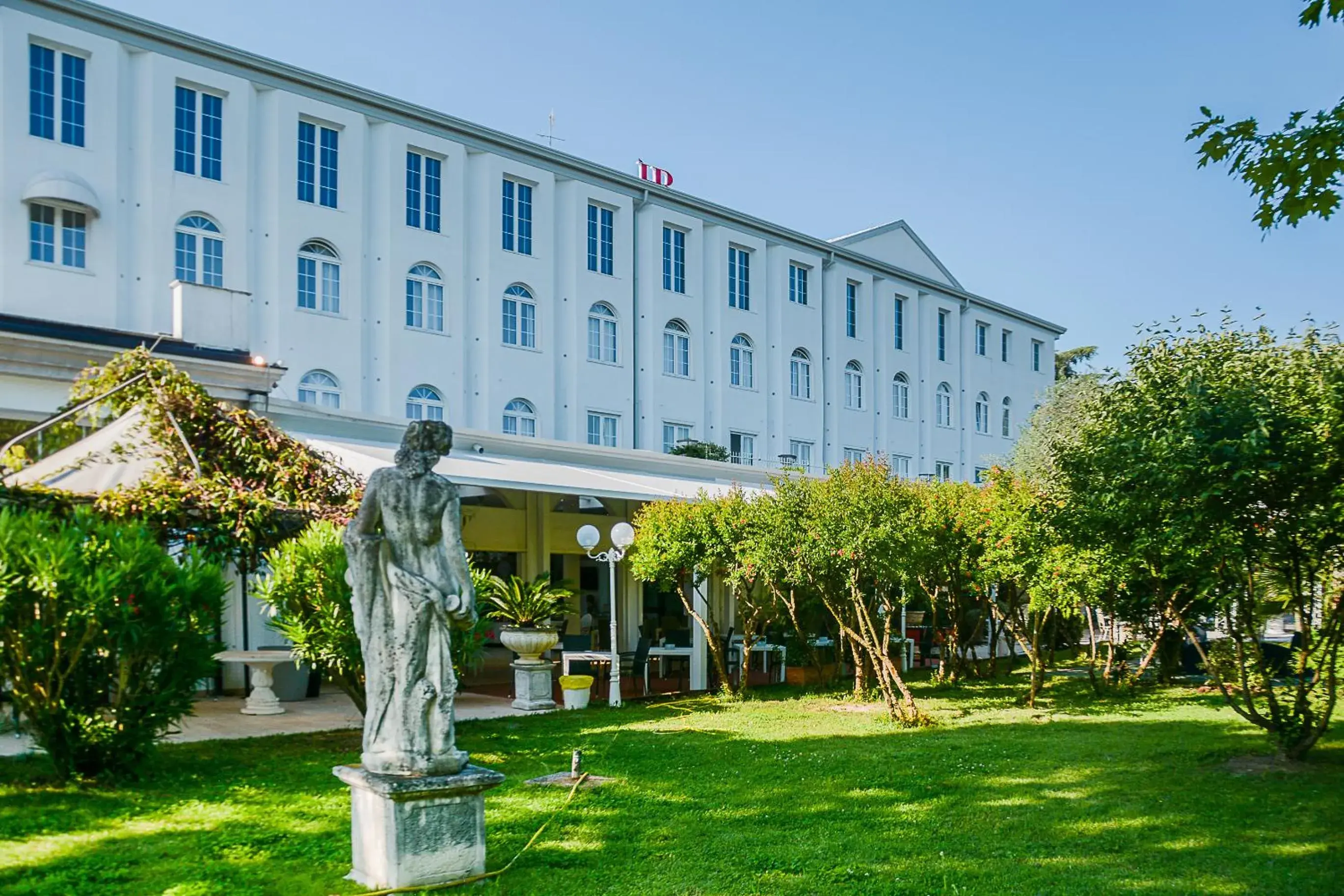 Facade/entrance in Bellavista Terme Resort & Spa Facade/entrance in Bellavista Terme Resort & Spa