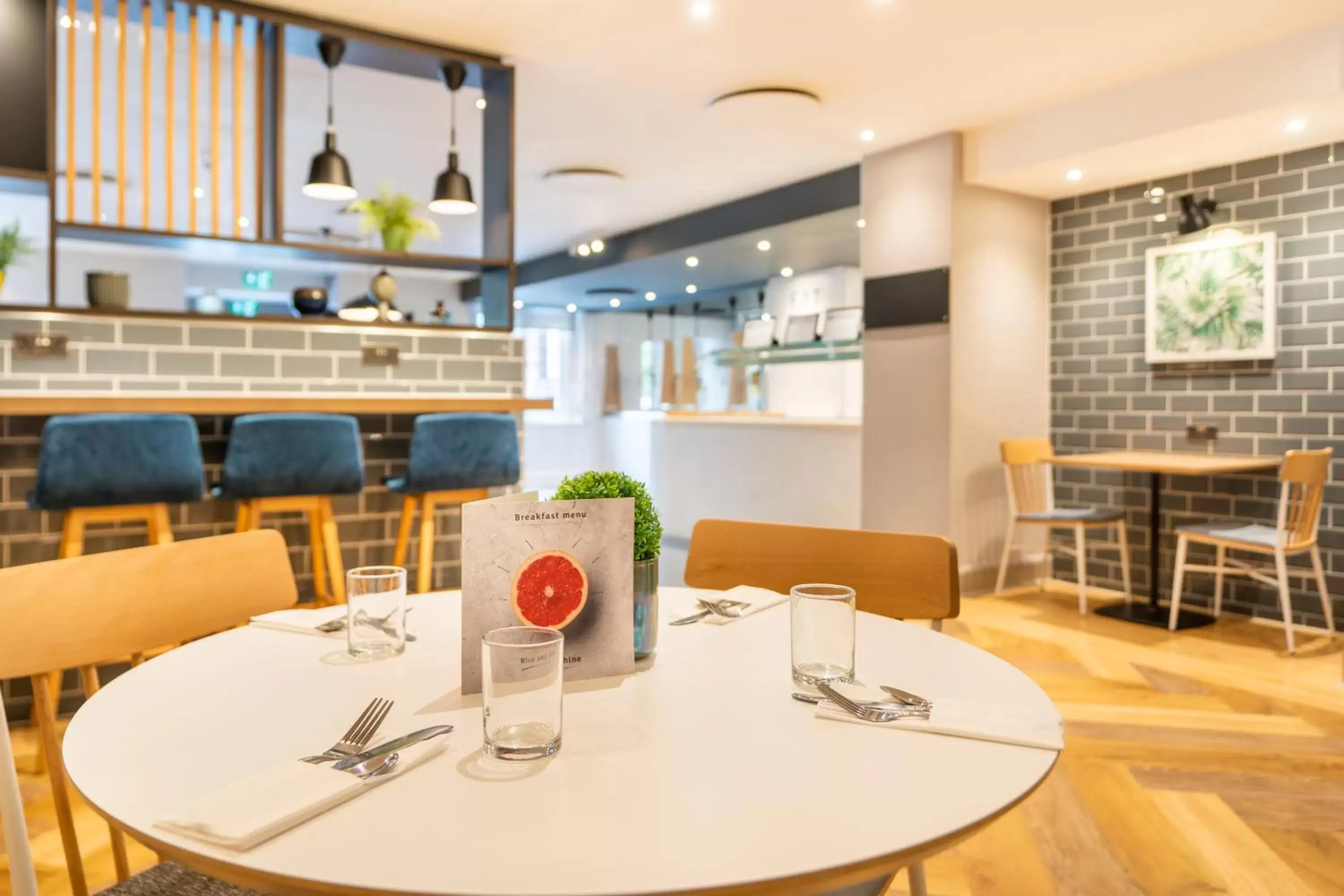 Restaurant/places to eat in Holiday Inn London-Bexley by IHG Restaurant/places to eat in Holiday Inn London-Bexley by IHG