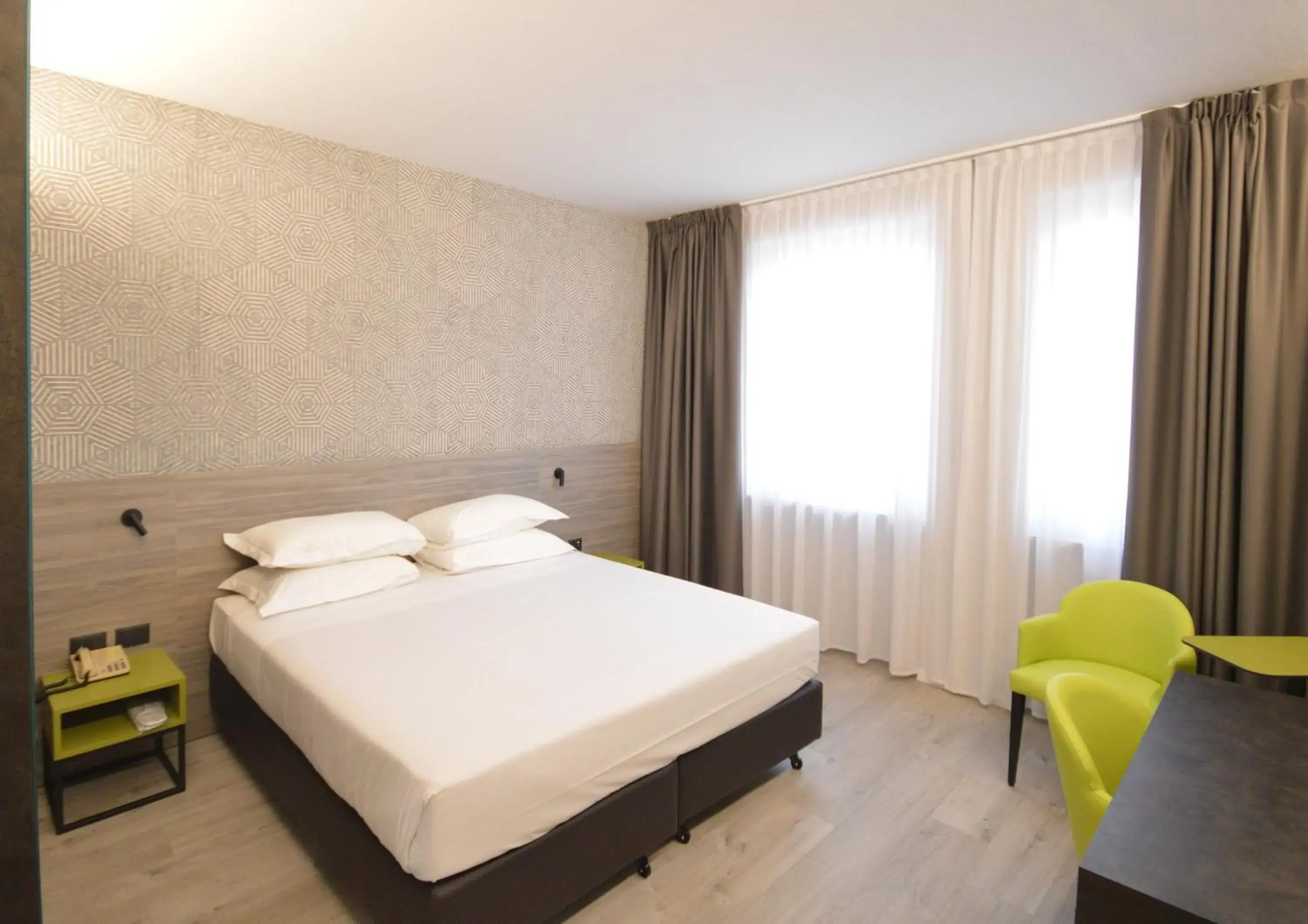 Photo of the whole room, Bed in Hotel Friuli Photo of the whole room, Bed in Hotel Friuli