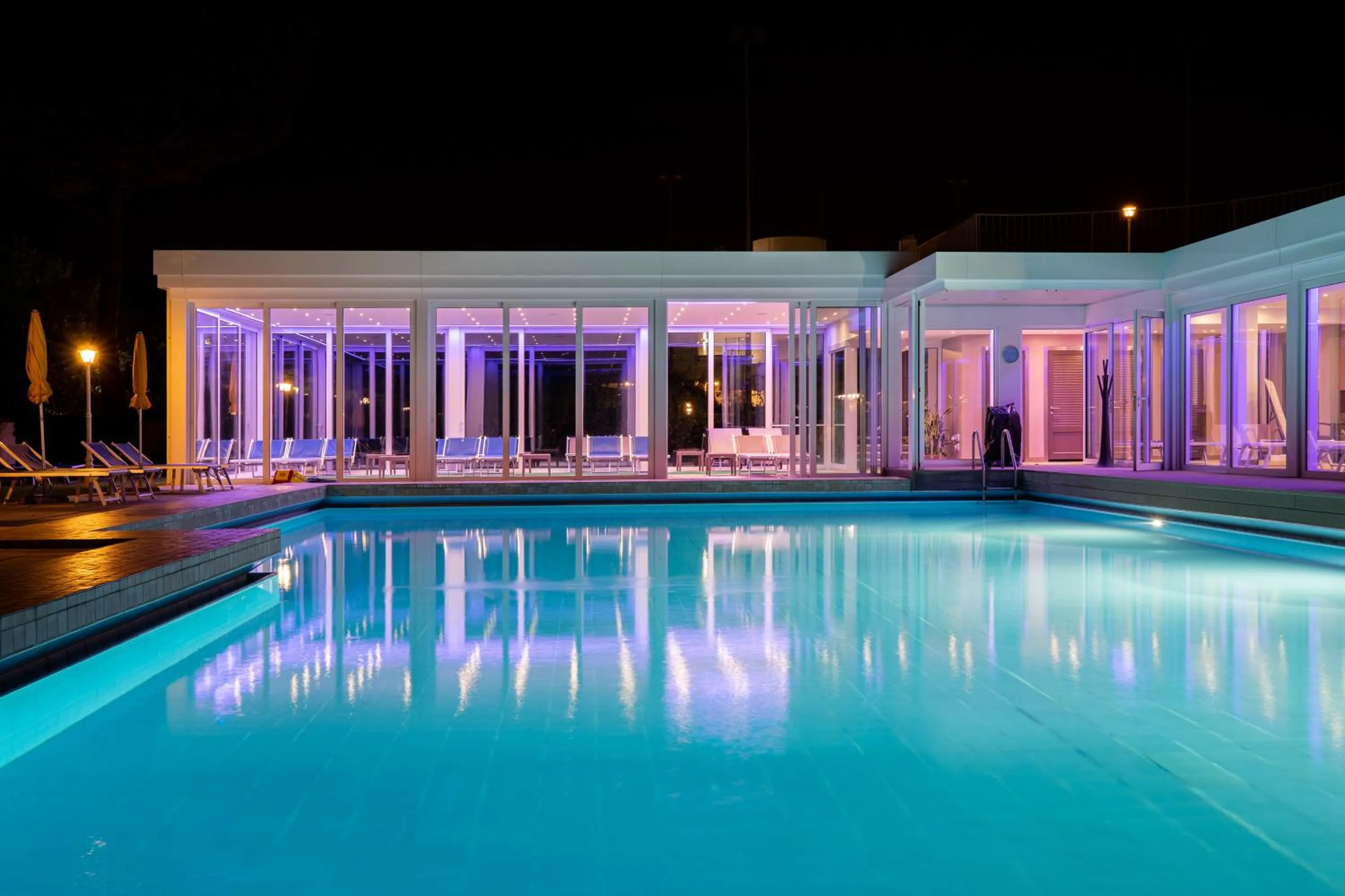 Swimming pool in Hotel Ariston Molino Buja