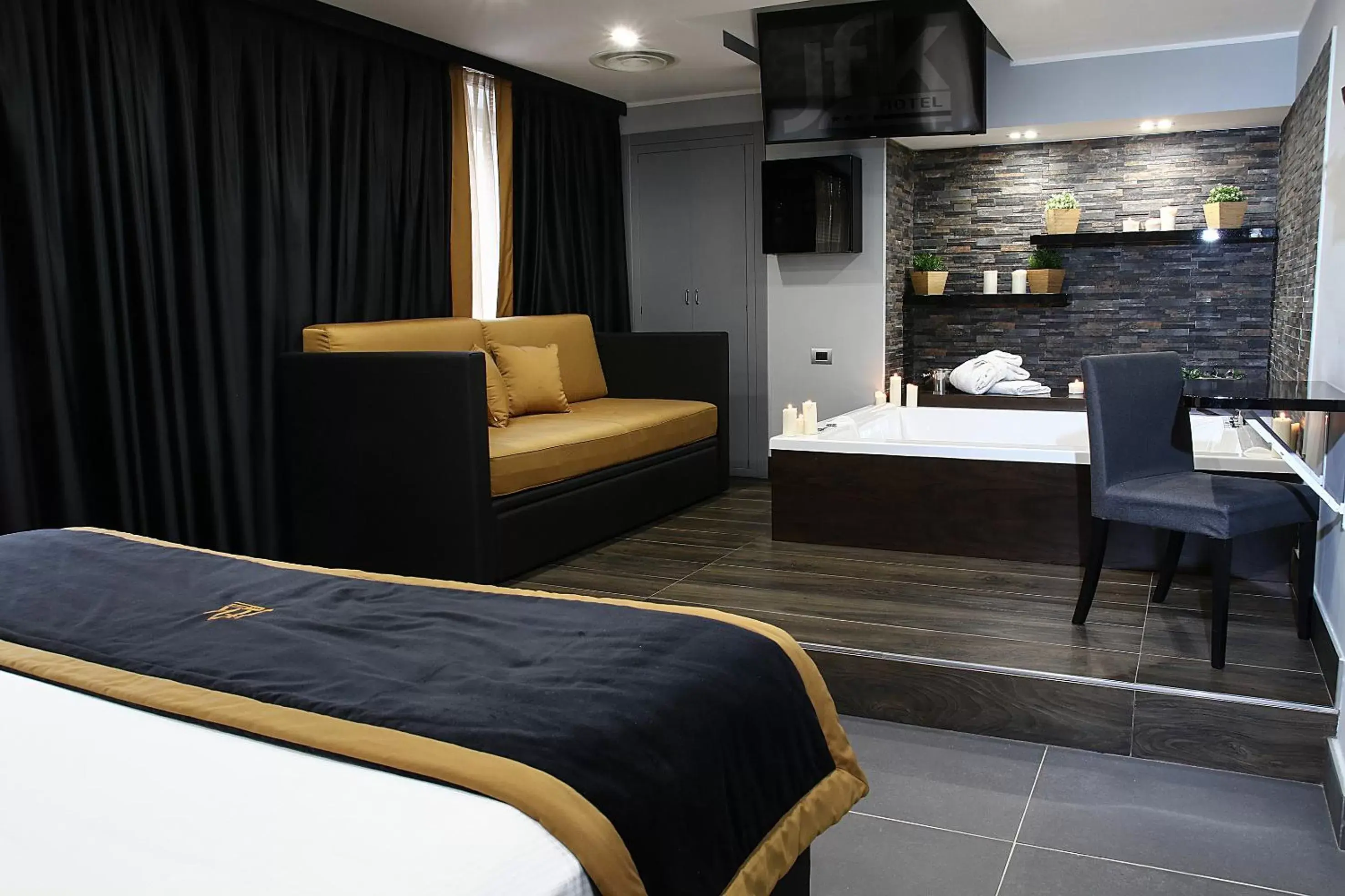 Photo of the whole room, Bed in Best Western JFK Hotel Photo of the whole room, Bed in Best Western JFK Hotel