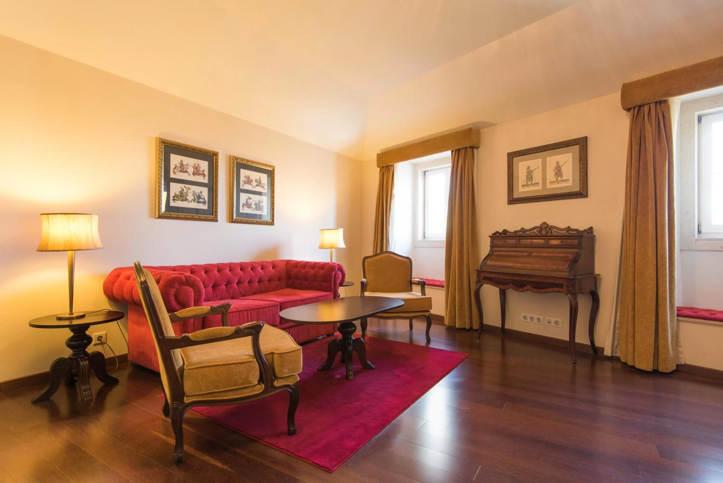 Living room in Vila Gale Collection Palácio dos Arcos