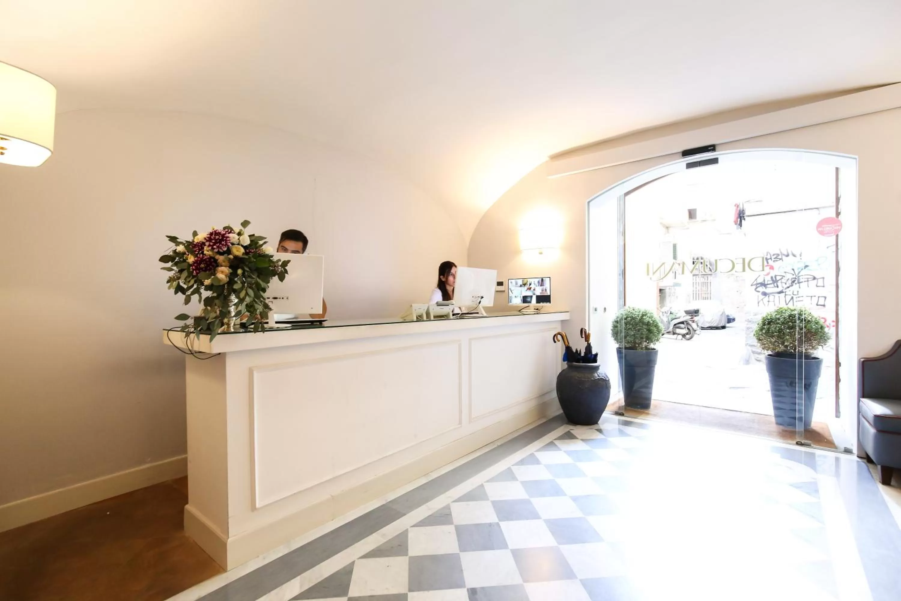 Lobby or reception in Decumani Hotel De Charme