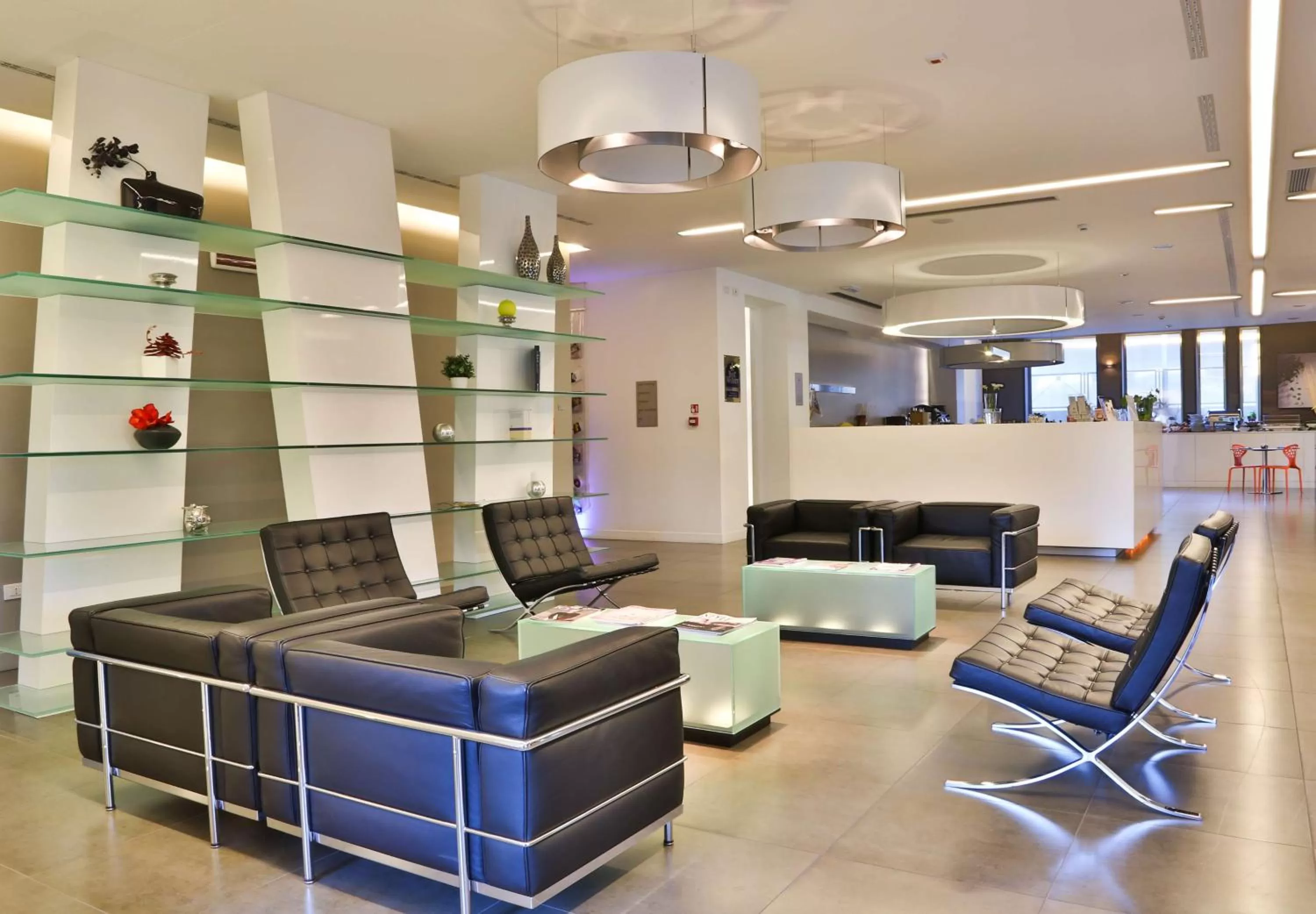 Communal lounge/ TV room in Best Western Parco Paglia Hotel