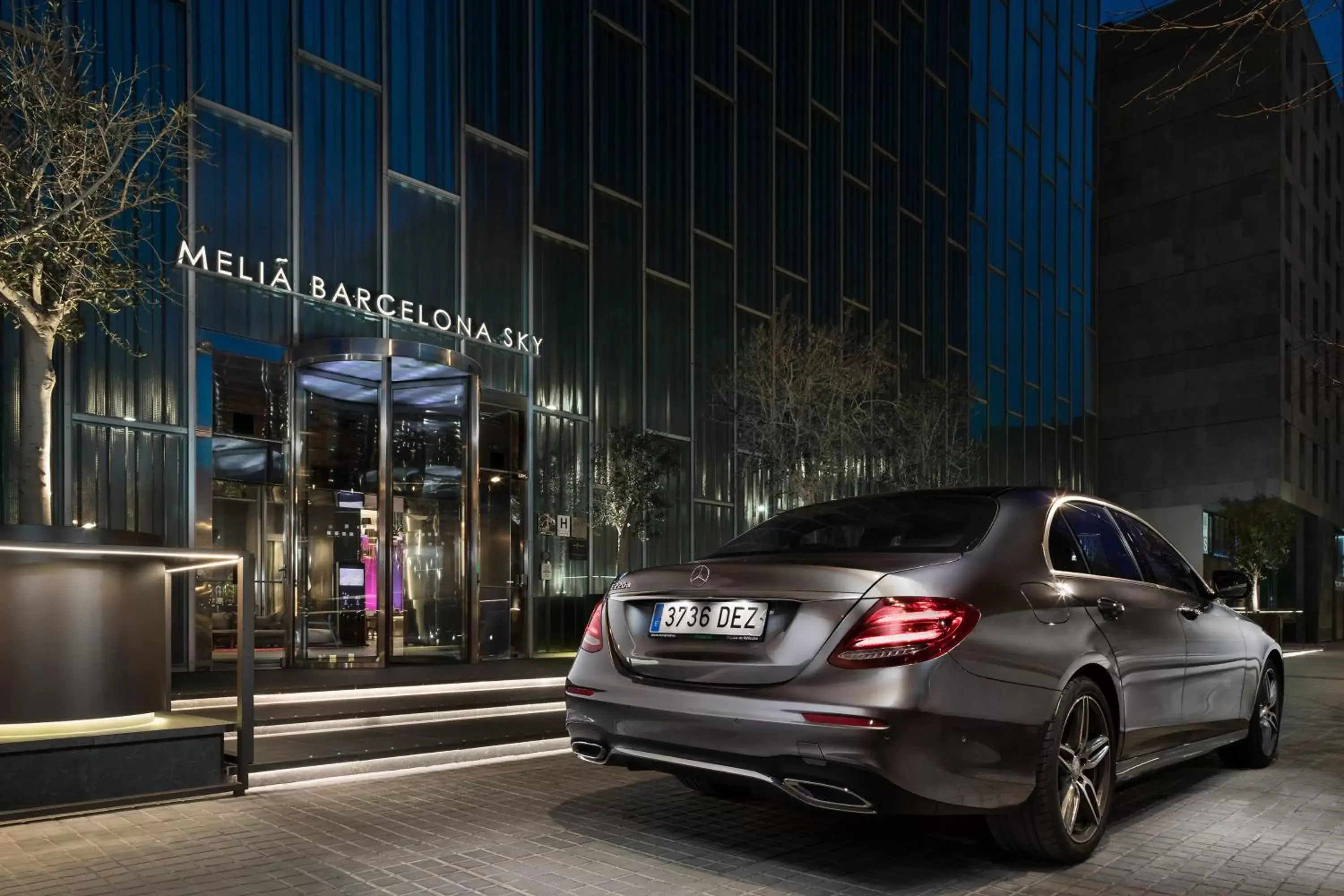 Facade/entrance in Melia Barcelona Sky 4* Sup Facade/entrance in Melia Barcelona Sky 4* Sup