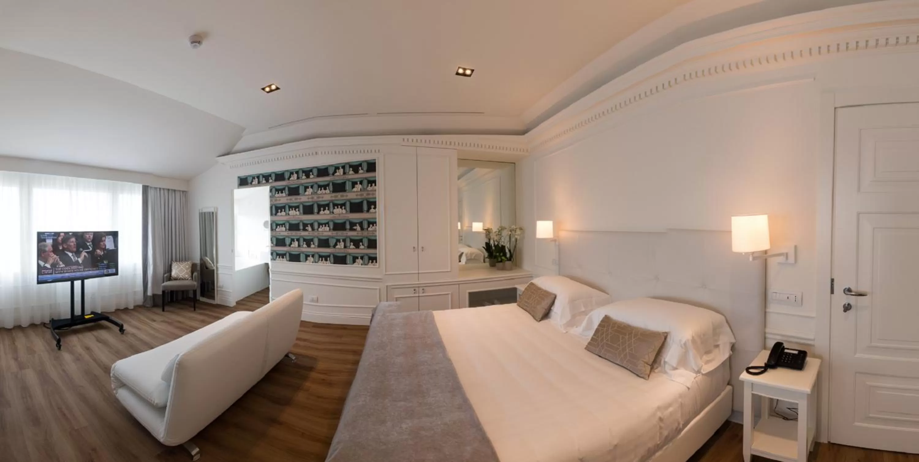 Other, Bed in Grand Hotel Palace