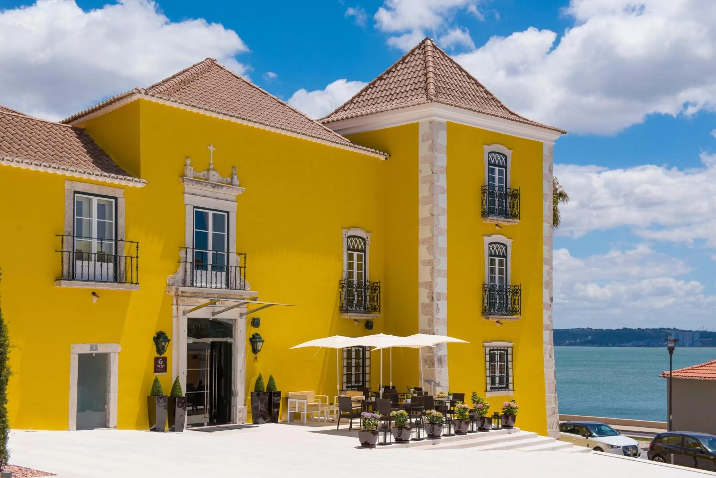 Property building in Vila Gale Collection Palácio dos Arcos