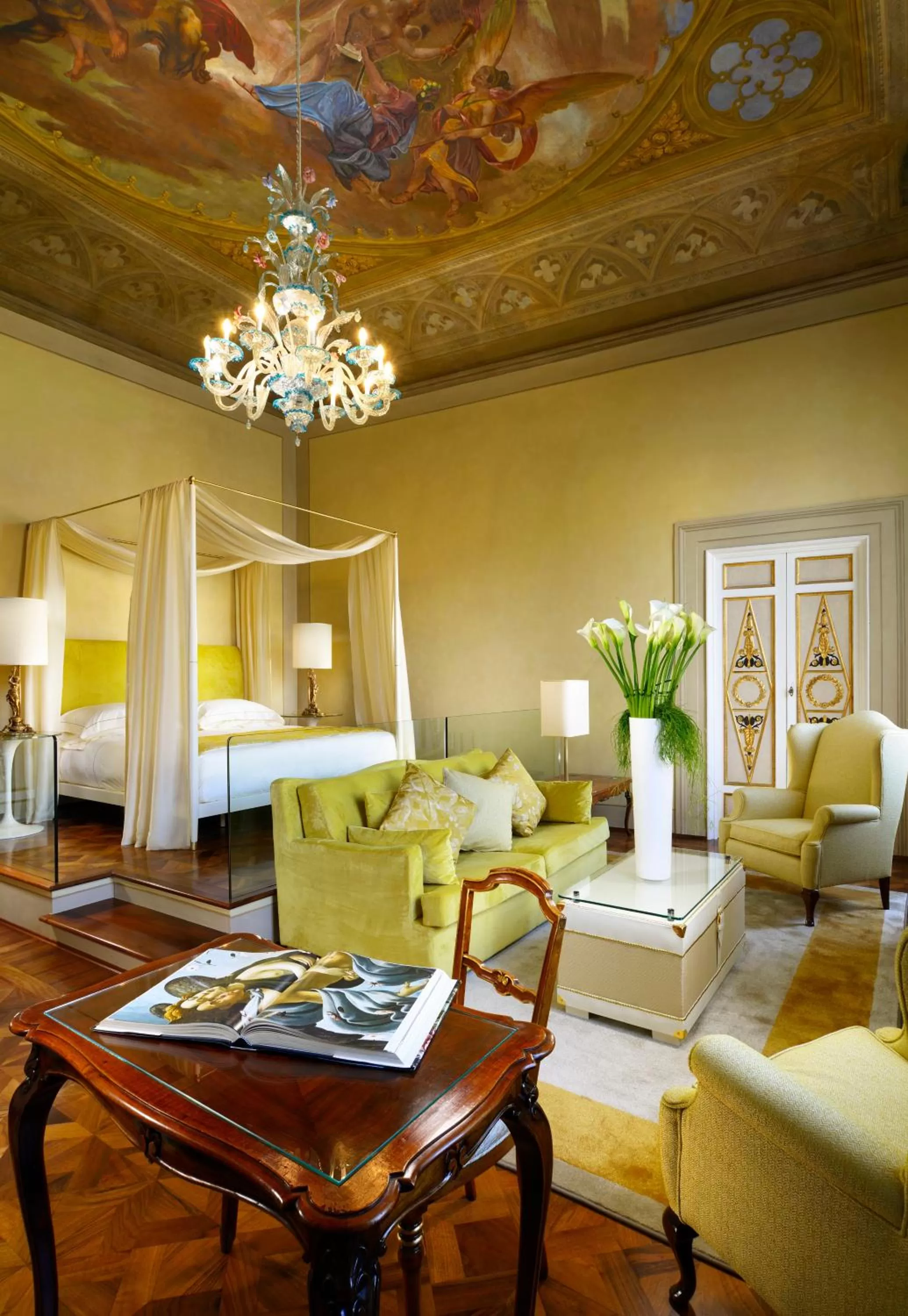 Photo of the whole room, Bed in Grand Hotel Minerva