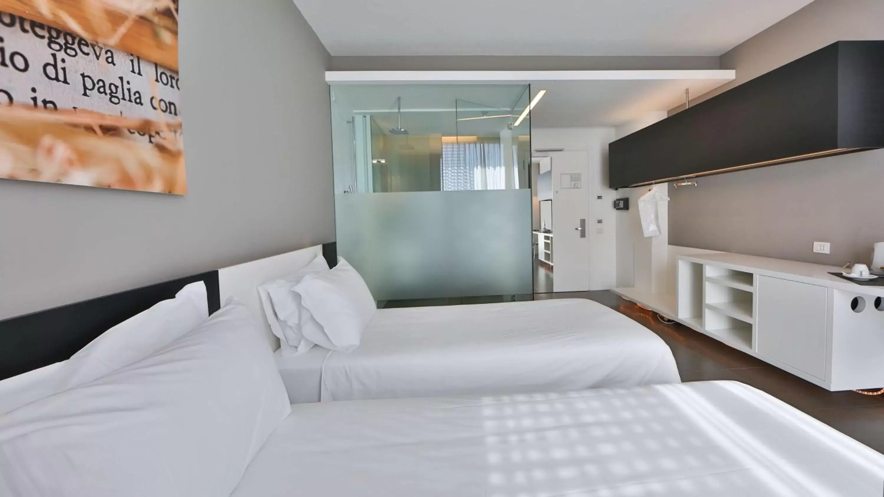 Bedroom, Bed in Best Western Parco Paglia Hotel Bedroom, Bed in Best Western Parco Paglia Hotel