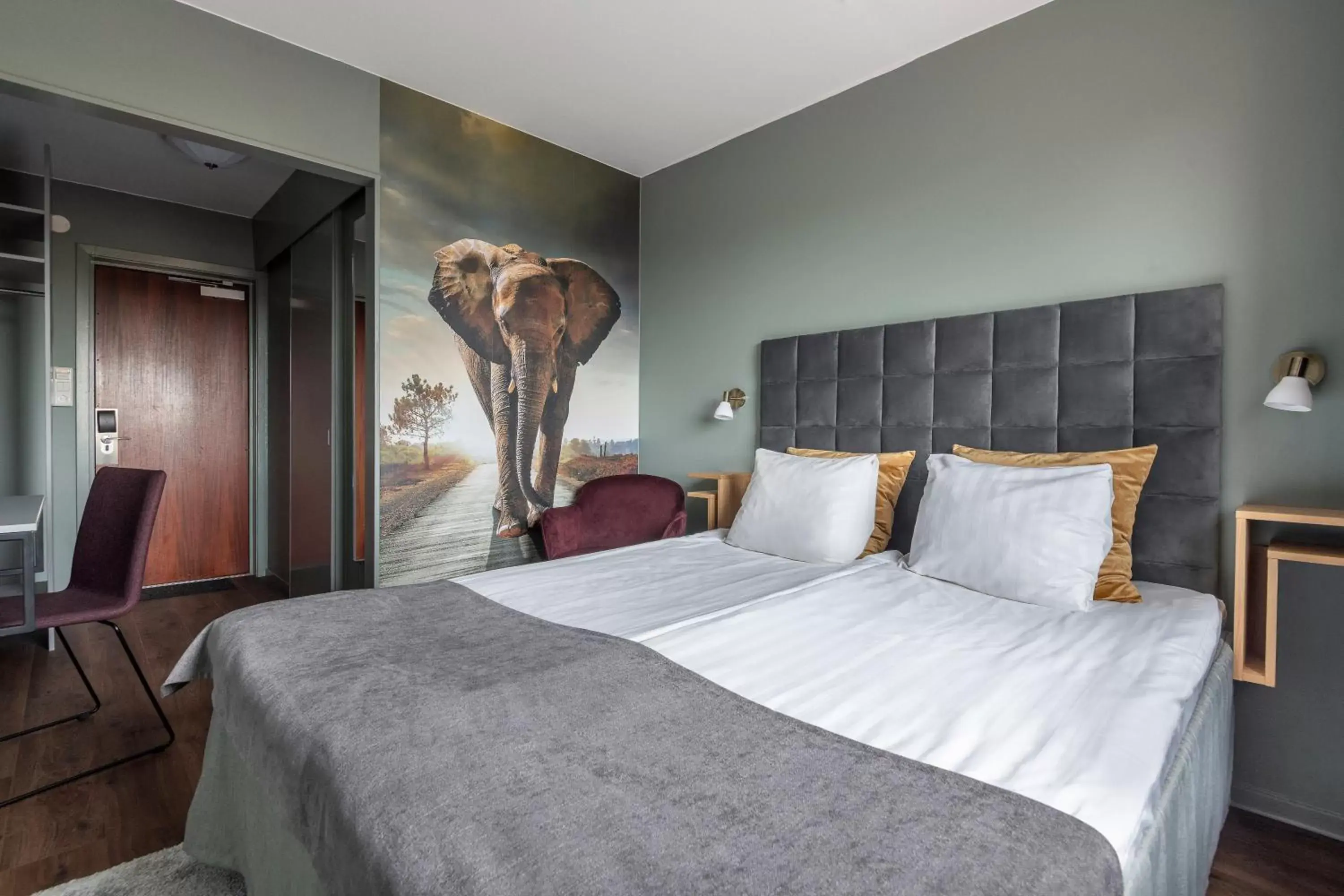Photo of the whole room, Bed in Quality Hotel Galaxen Photo of the whole room, Bed in Quality Hotel Galaxen