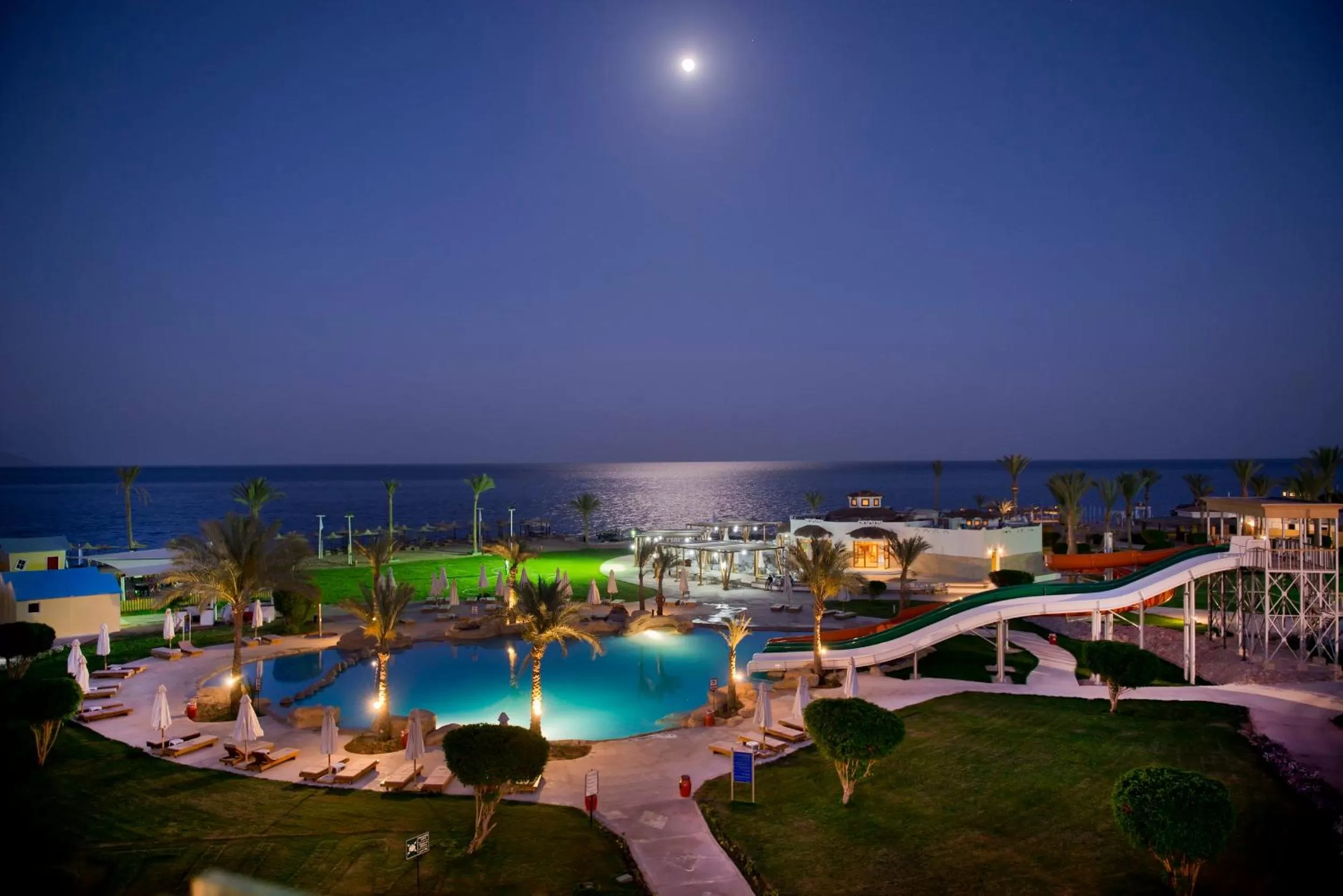 Swimming pool in Amphoras Beach - Ultra All Inclusive
