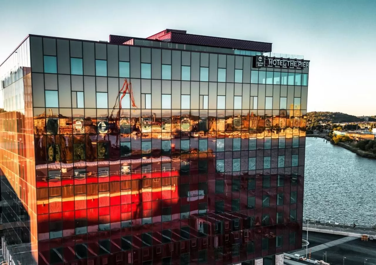 Property building in Clarion Hotel The Pier