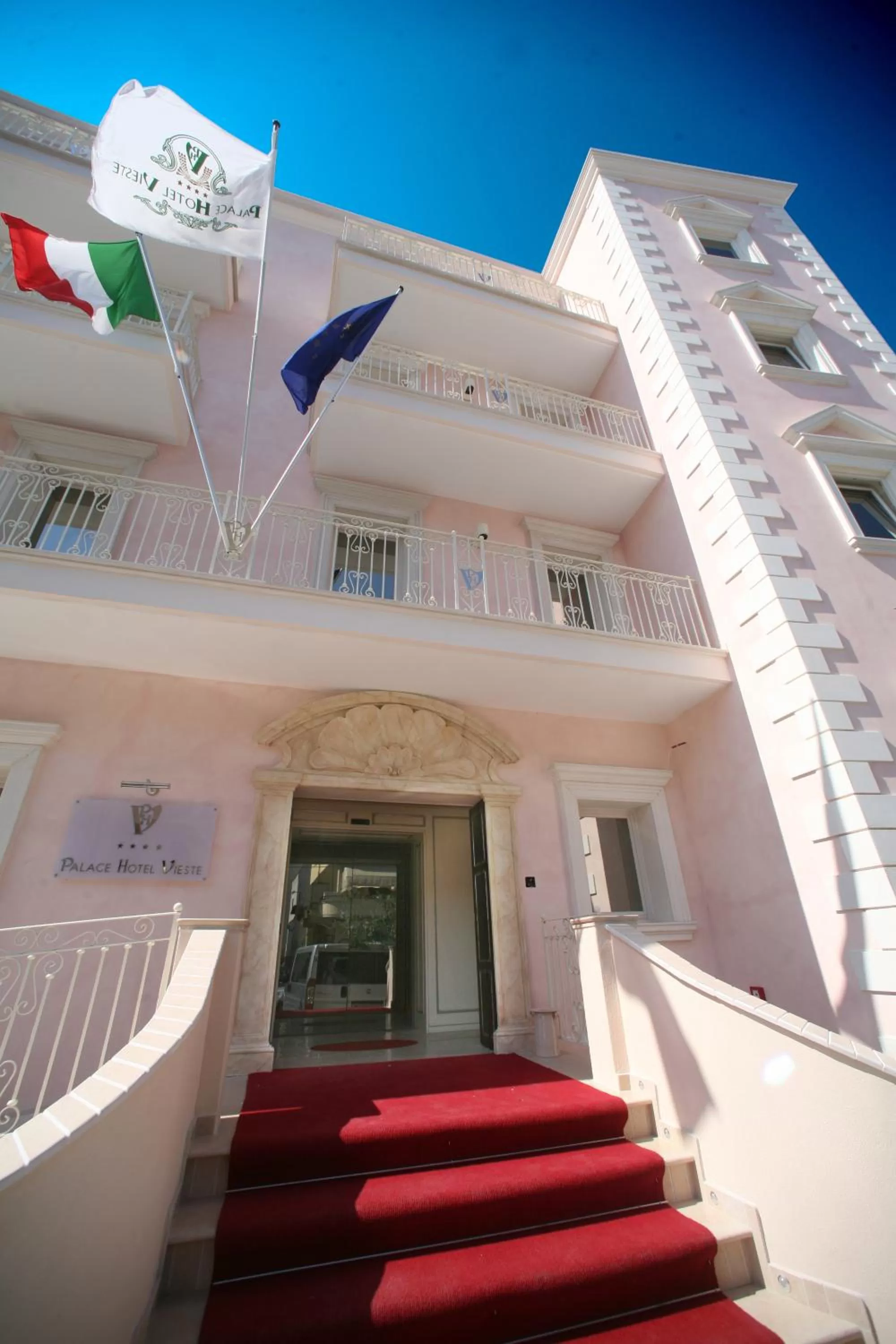 Facade/entrance in Palace Hotel Vieste