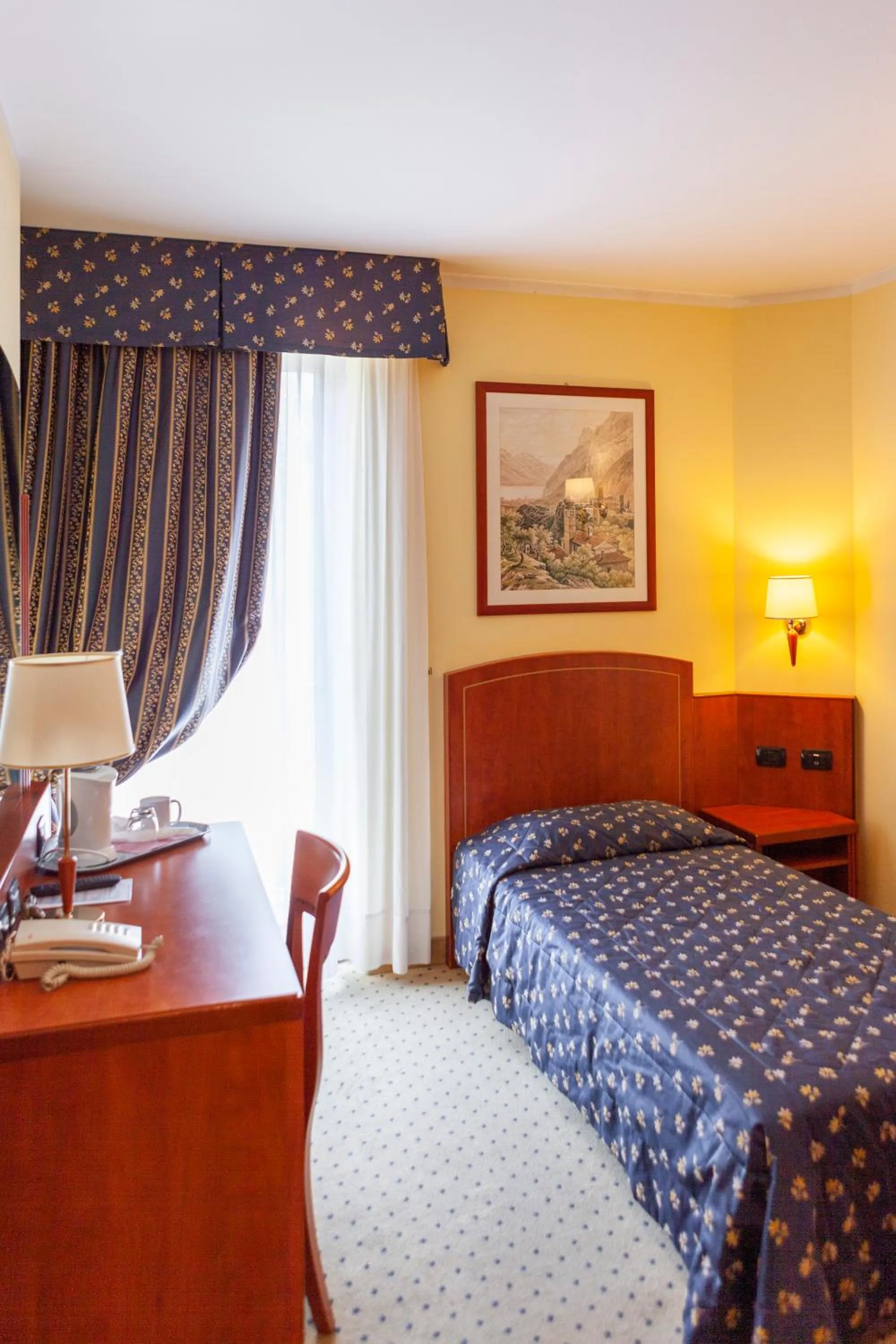 Bed in Hotel Olivo