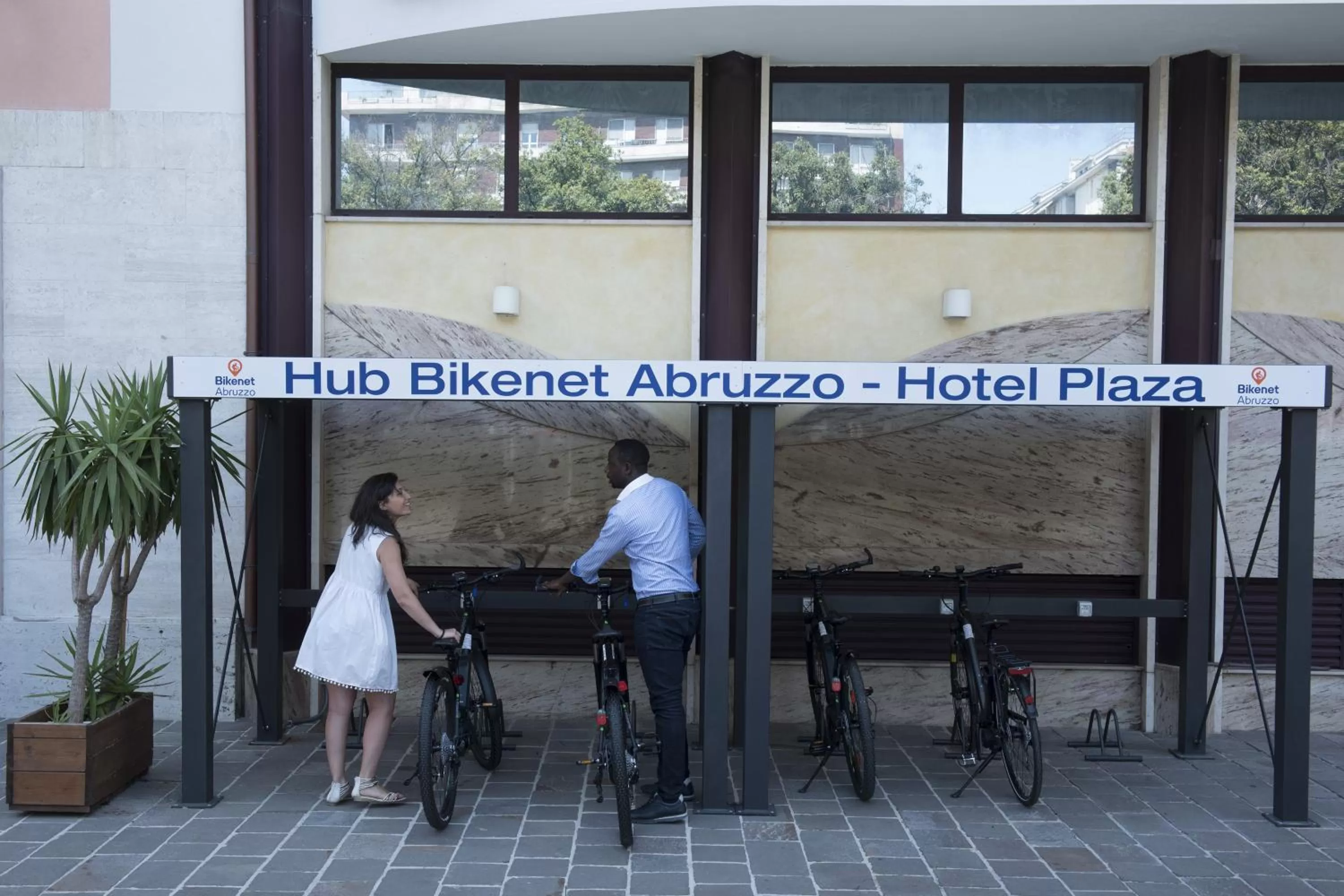 Facade/entrance in Hotel Plaza