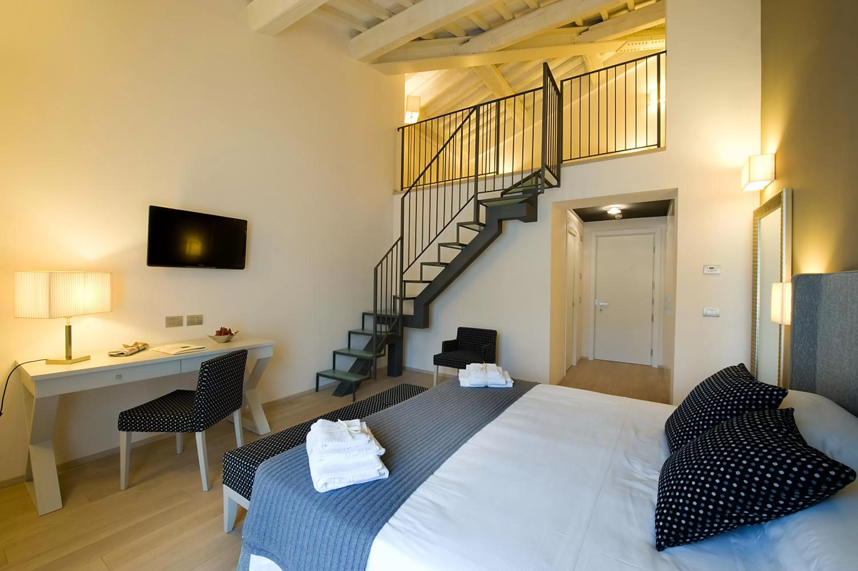 Family Room in Relais dell'Olmo