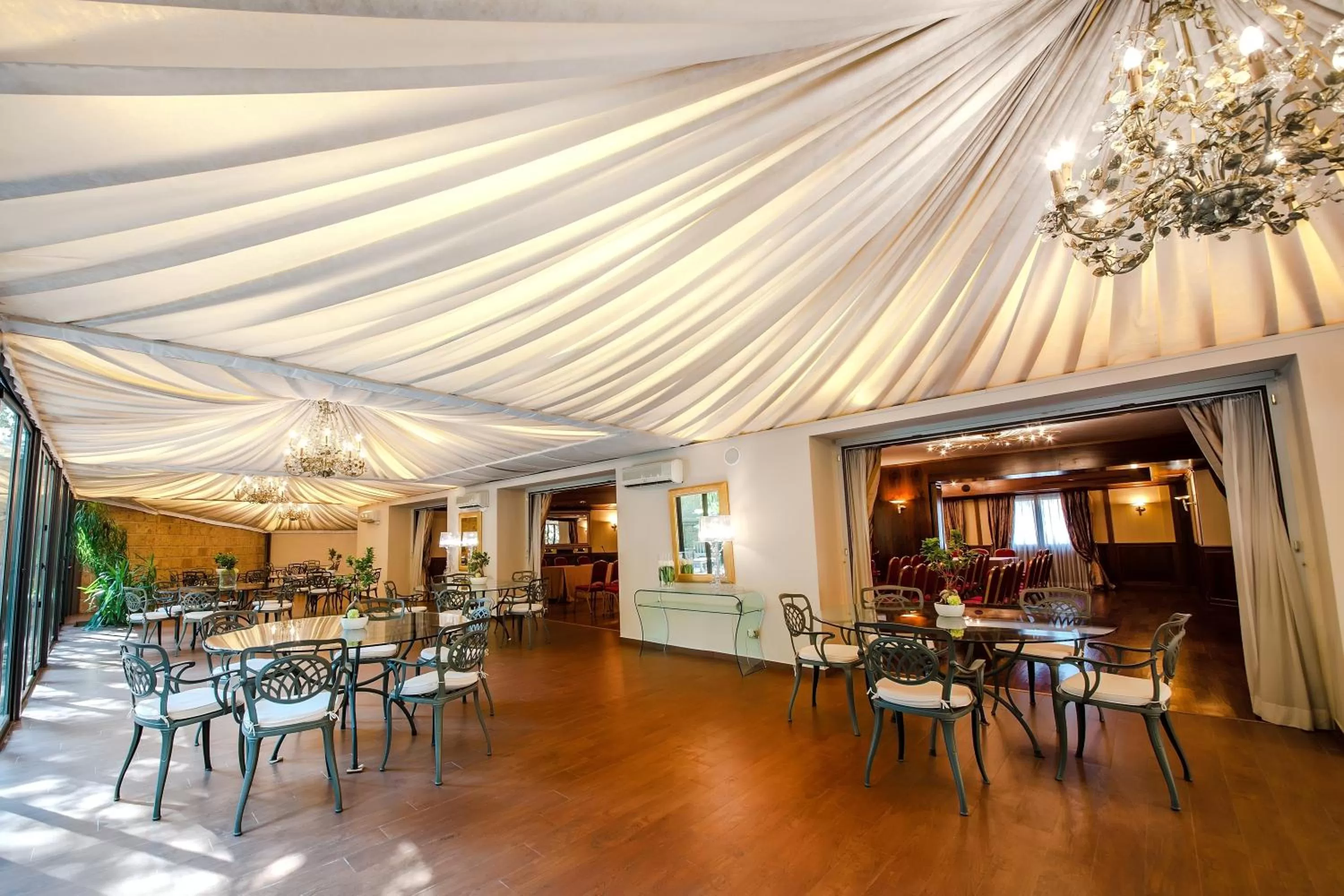 Lounge or bar in Hotel Villa Traiano