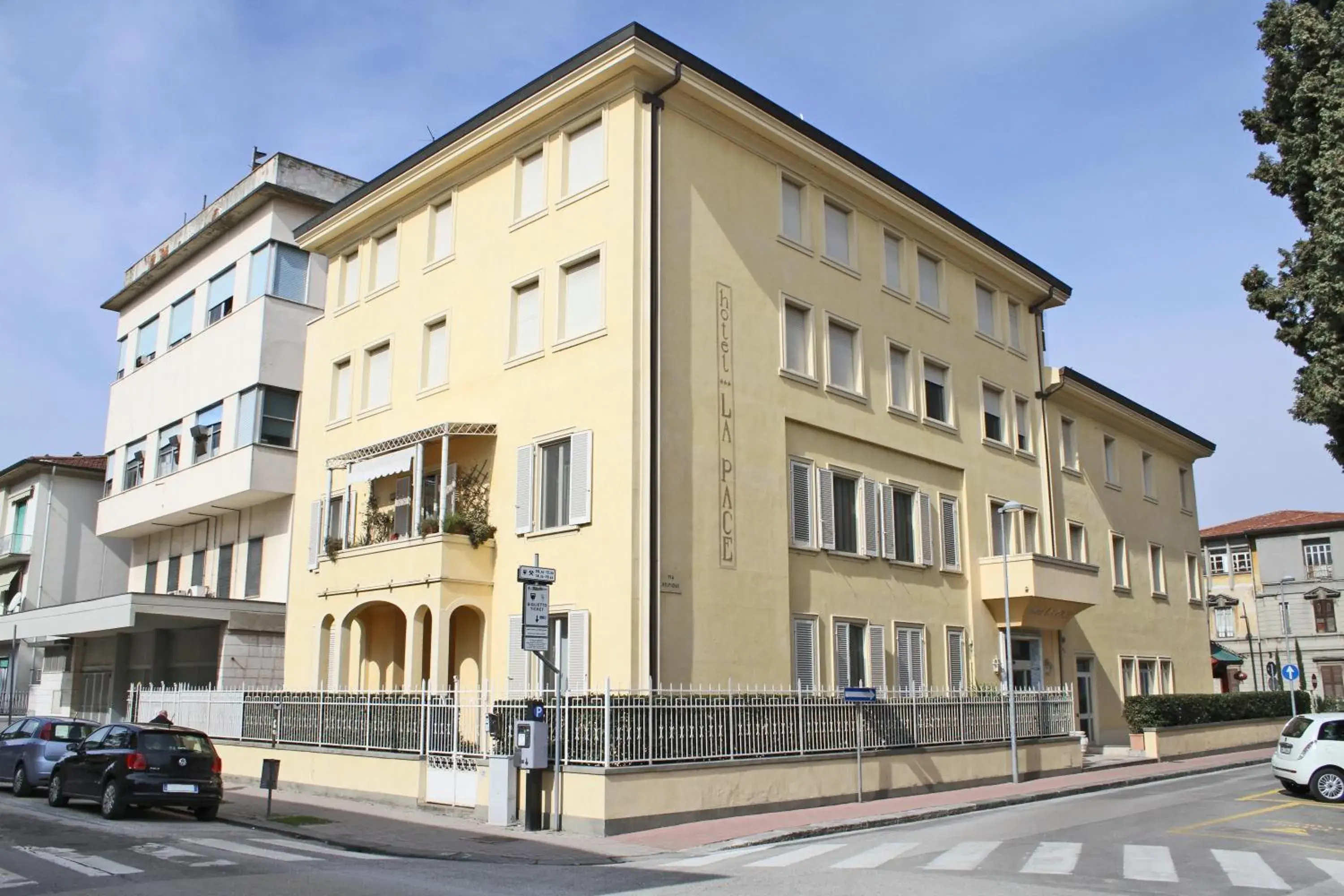 Hotel La Pace Hotel La Pace