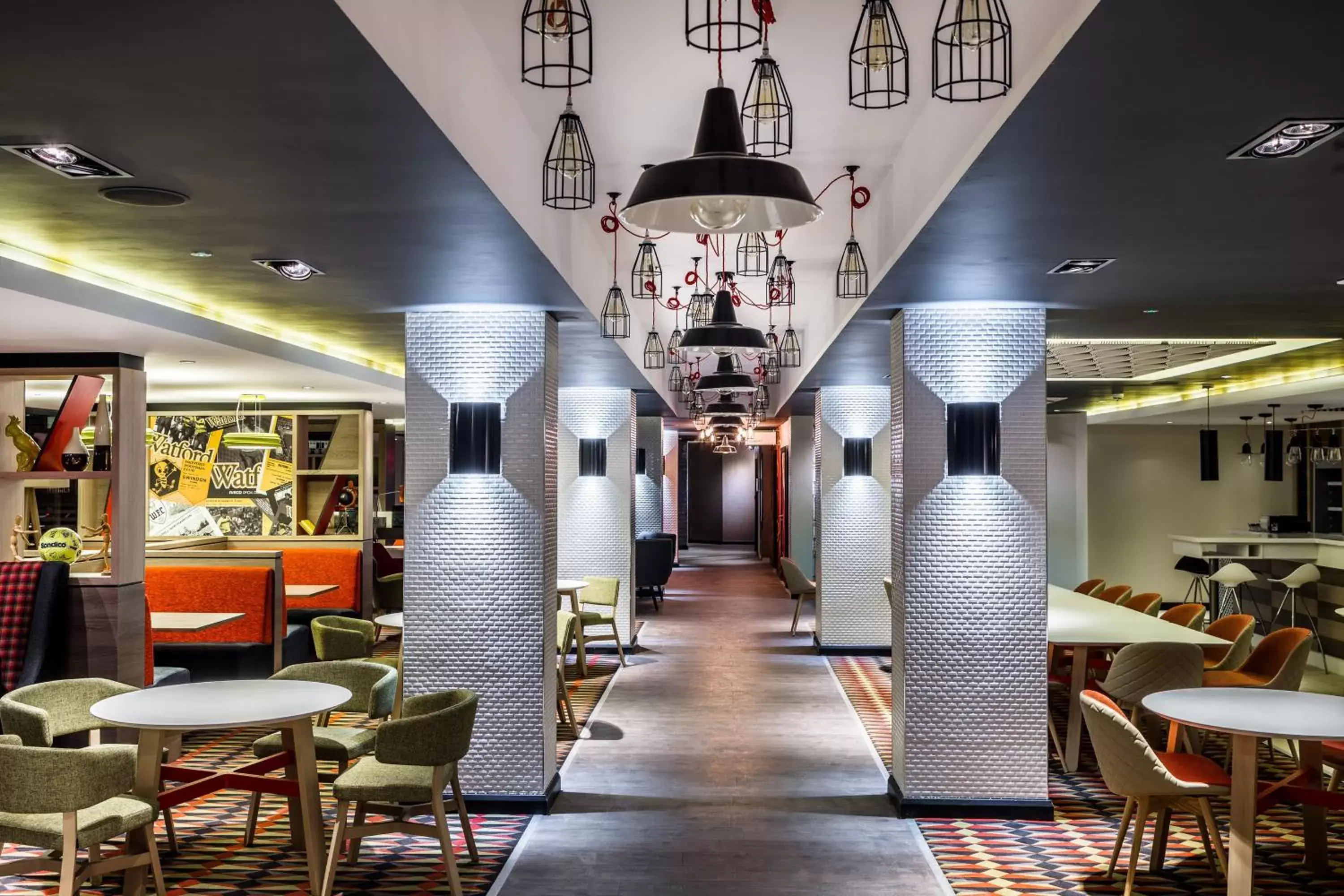 Lobby or reception in Holiday Inn London Watford Junction by IHG Lobby or reception in Holiday Inn London Watford Junction by IHG