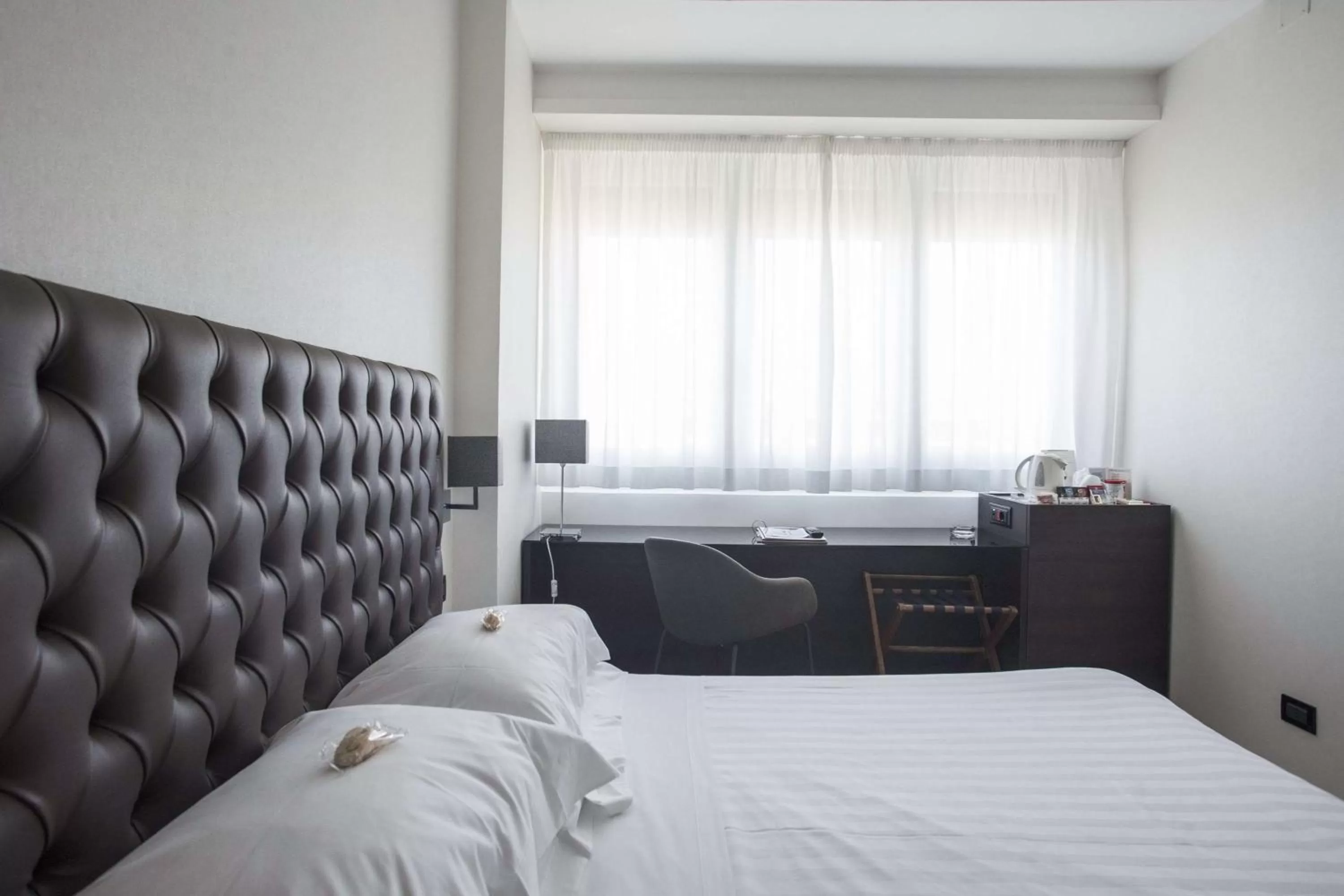 TV and multimedia, Bed in Hotel Plaza