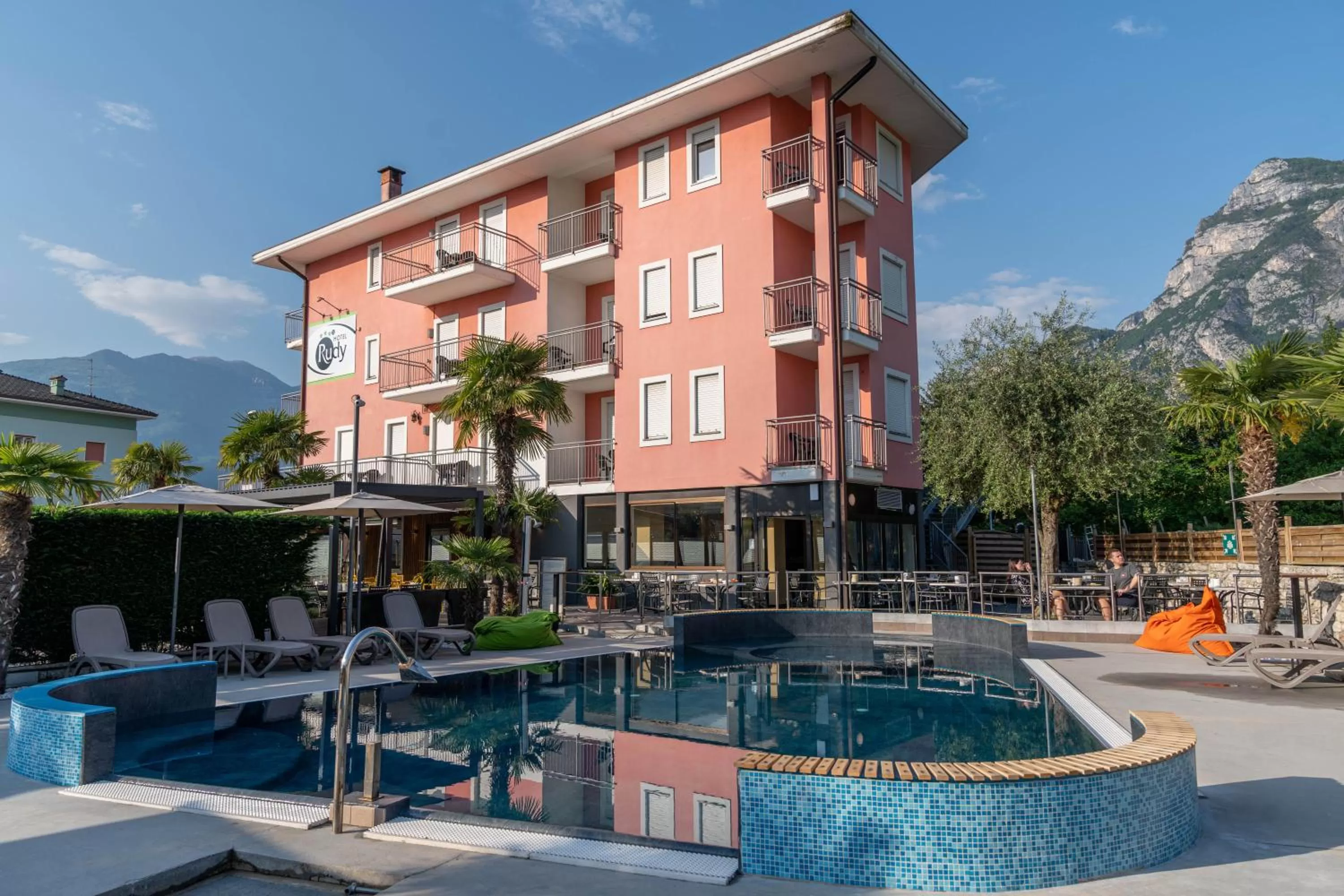 Pool view in Hotel Rudy