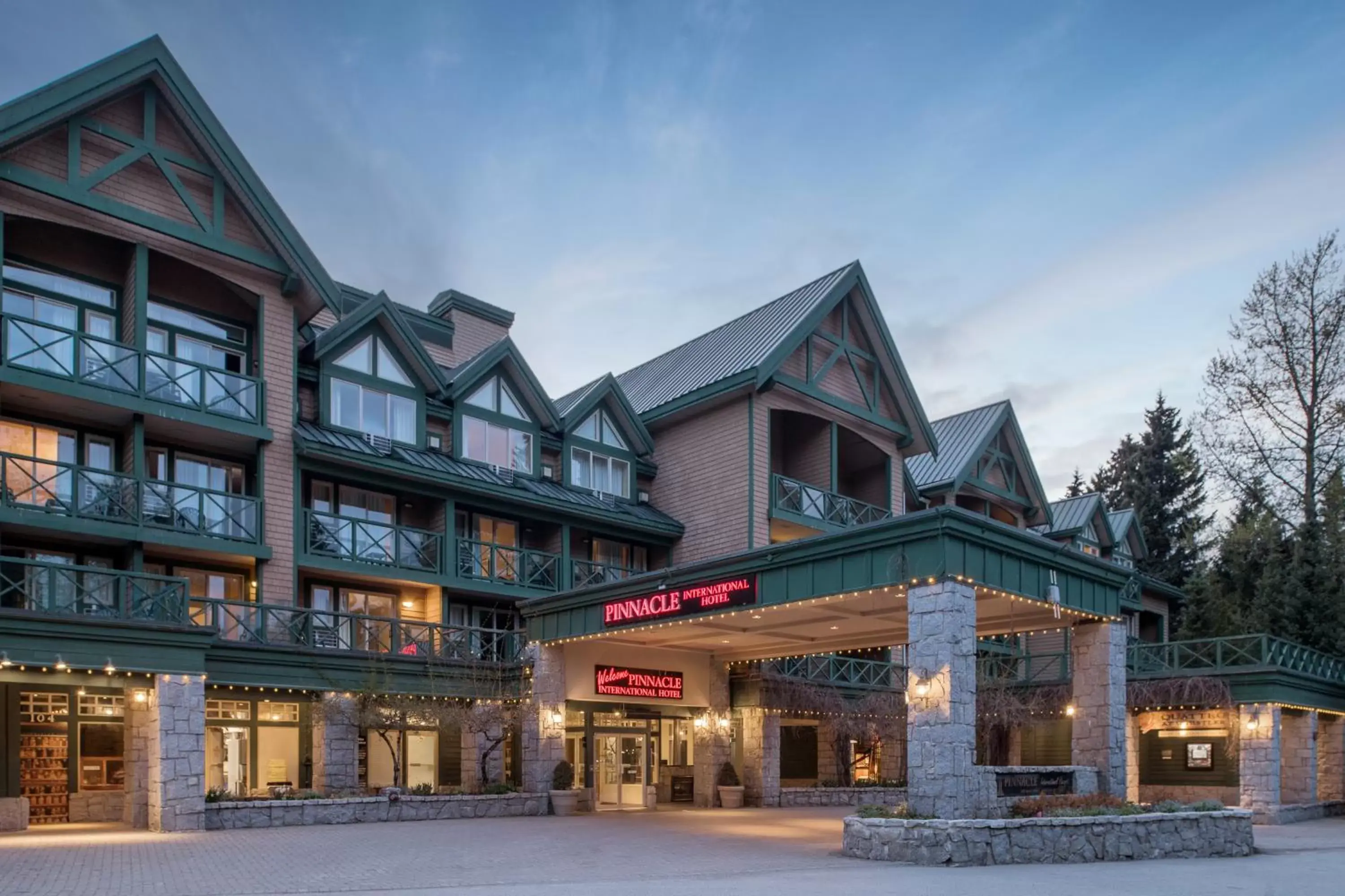 Pinnacle Hotel Whistler Pinnacle Hotel Whistler