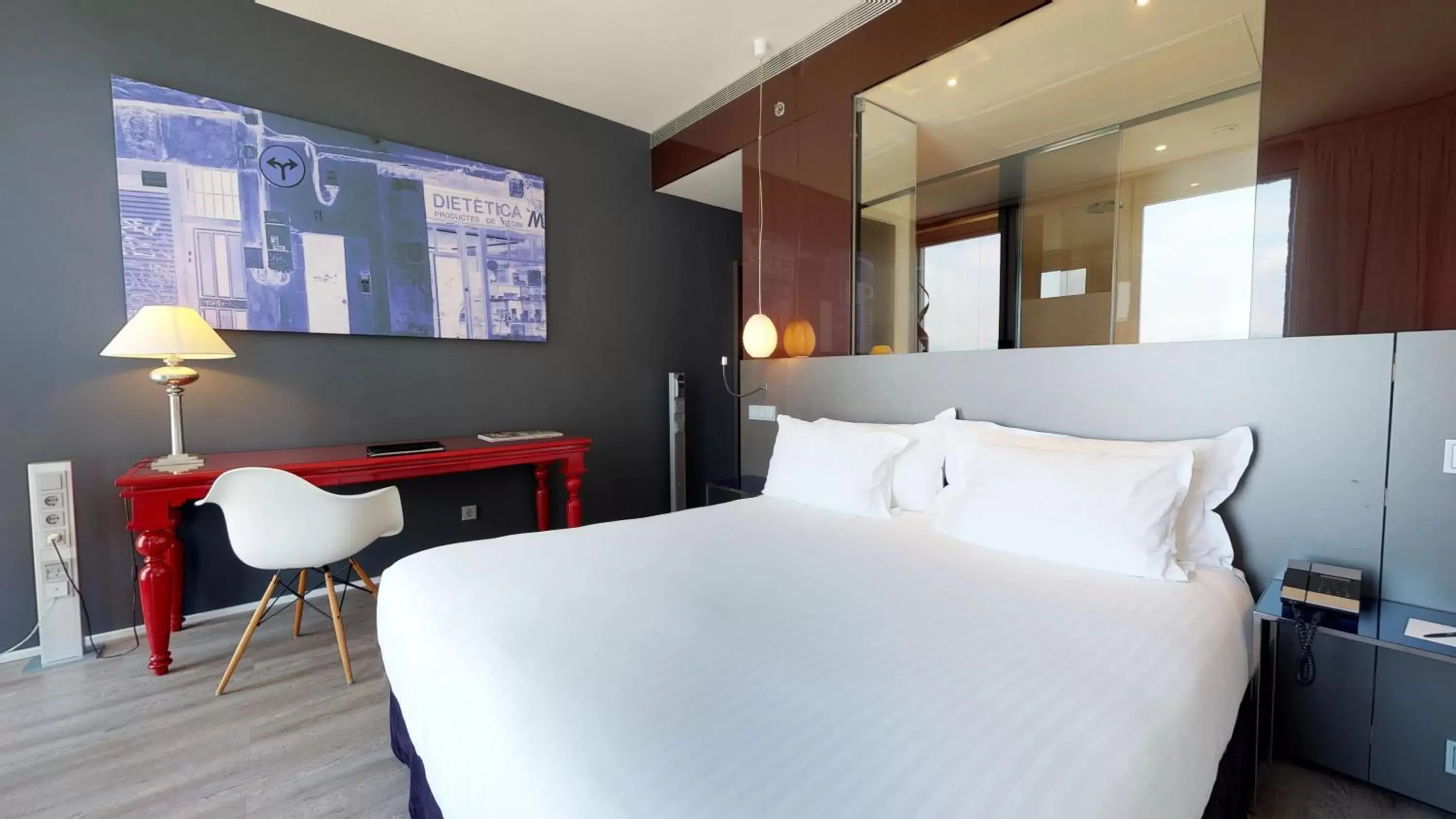 Bedroom, Bed in Melia Barcelona Sky 4* Sup Bedroom, Bed in Melia Barcelona Sky 4* Sup