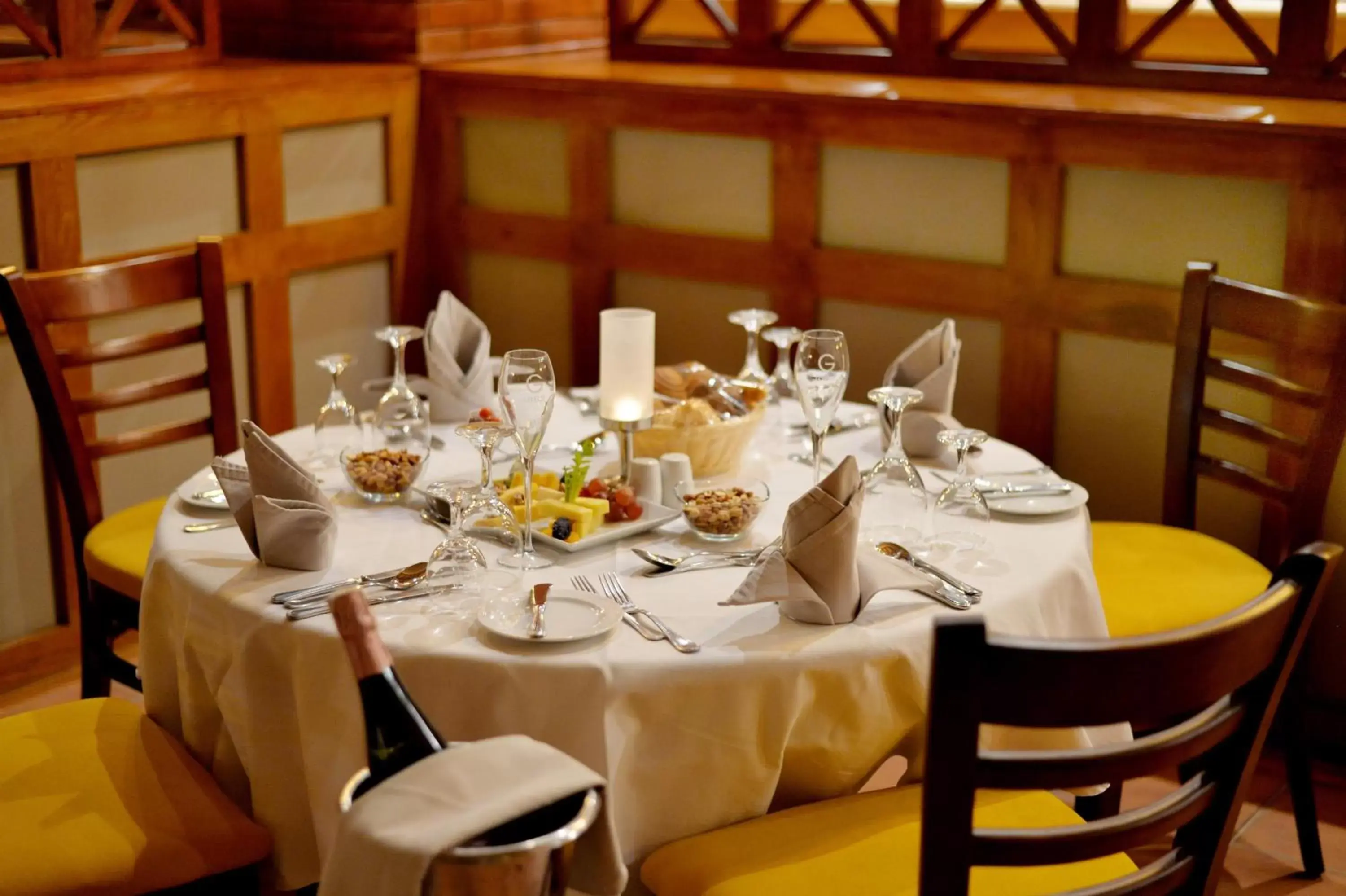 Restaurant/places to eat in Aurora Oriental Resort Sharm El Sheikh Restaurant/places to eat in Aurora Oriental Resort Sharm El Sheikh