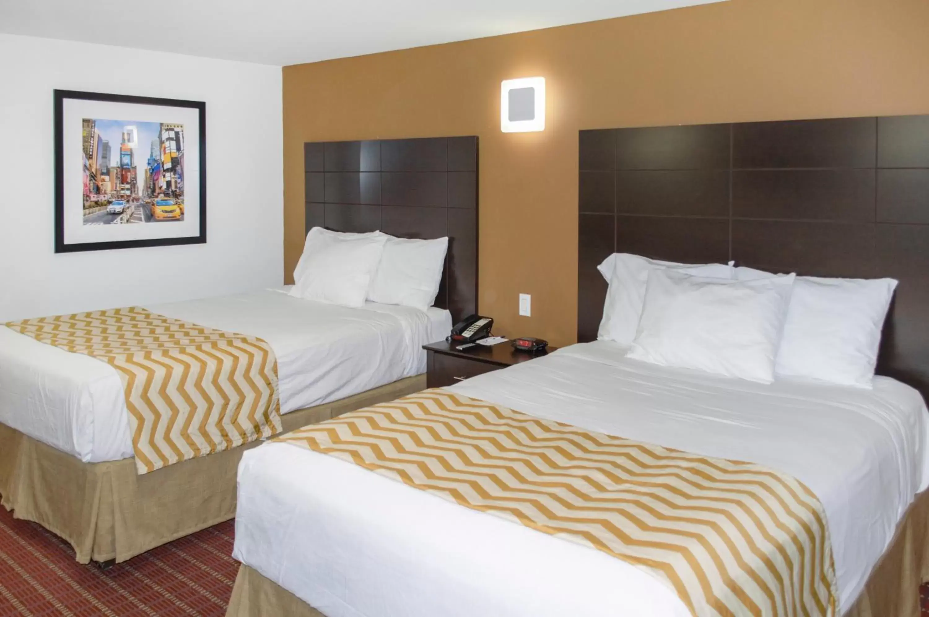 Travelodge by Wyndham Manhasset Travelodge by Wyndham Manhasset