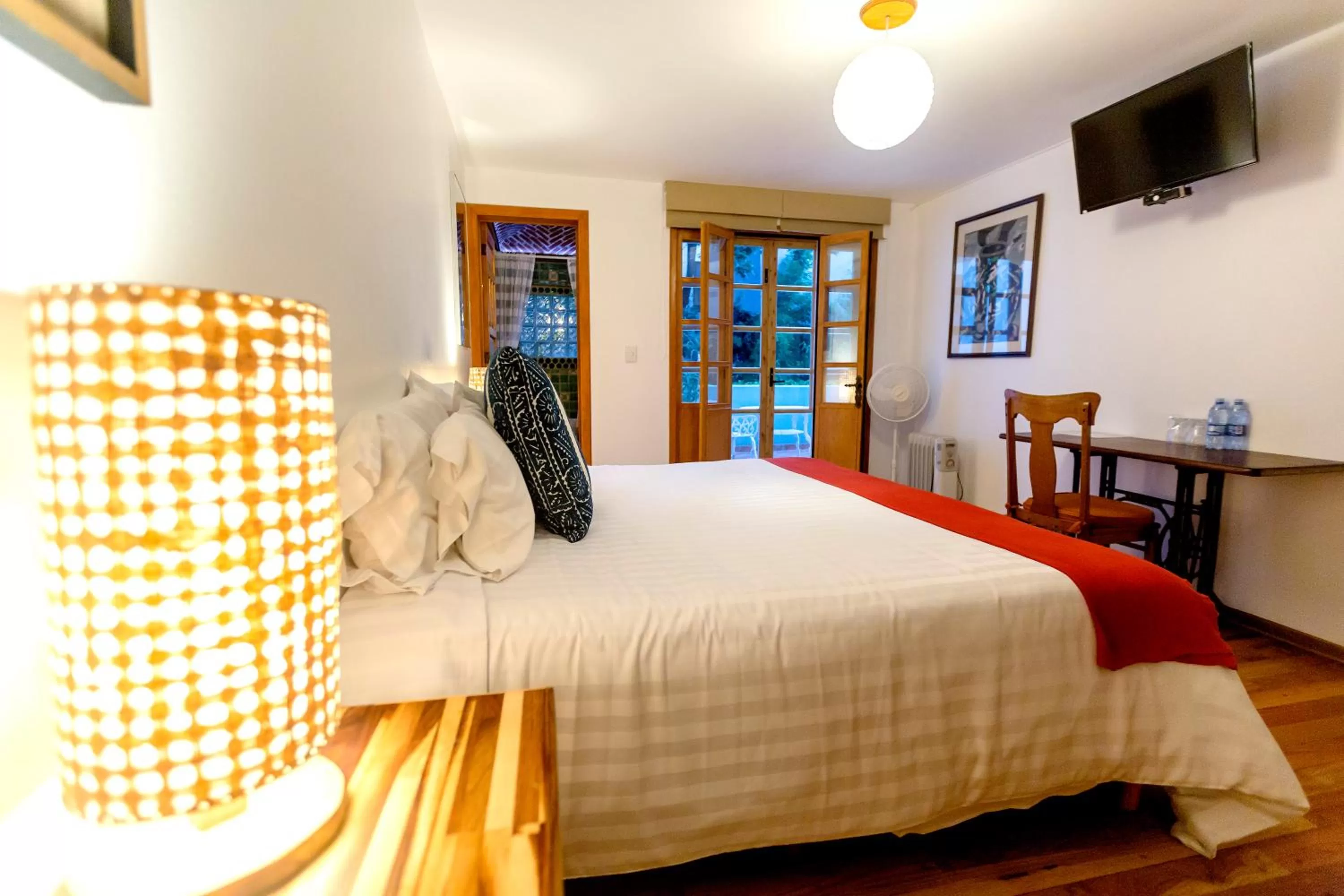 Deluxe King Room in Casa Jacinta Guest House