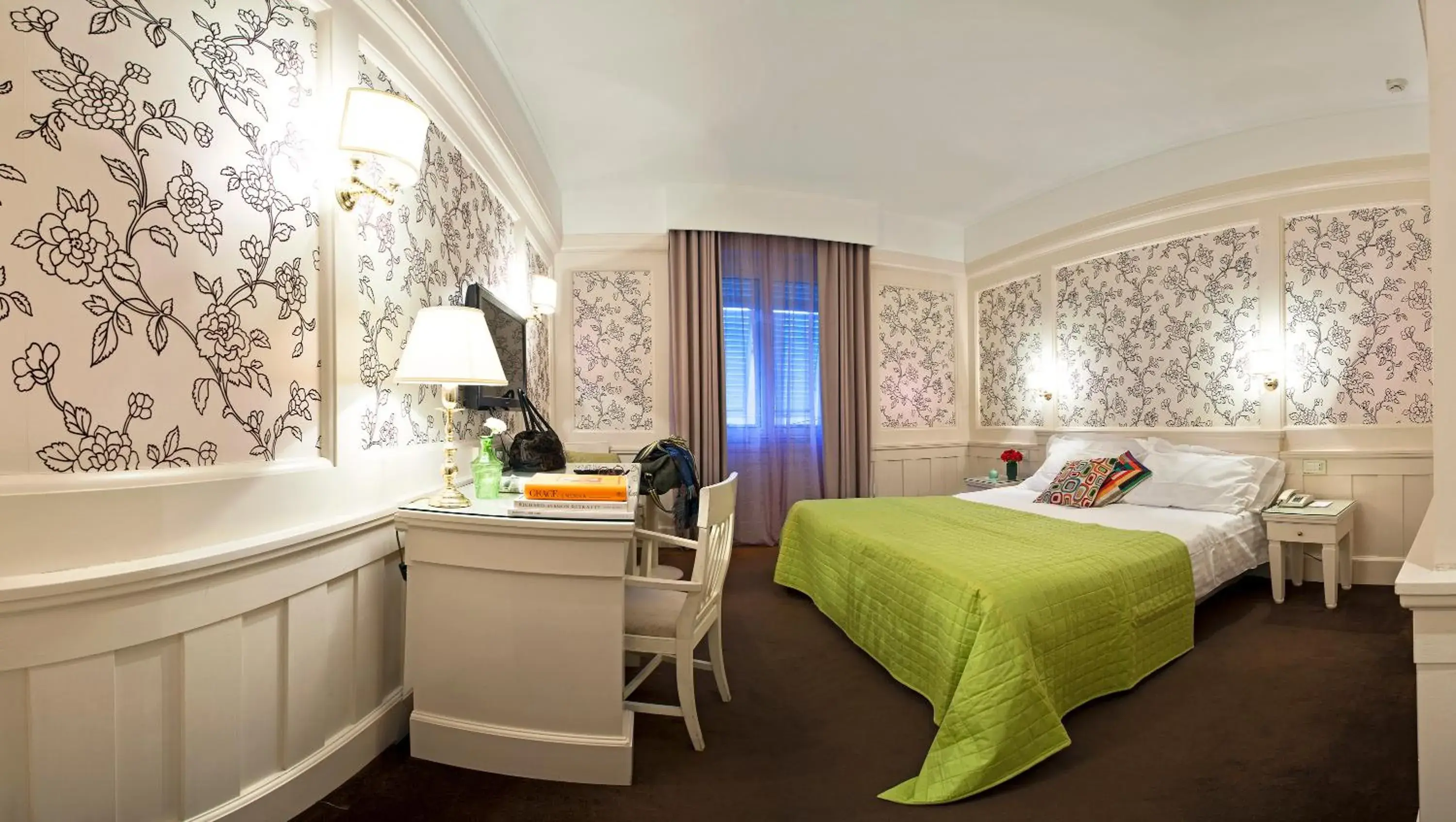 Bedroom, Bed in Europa Hotel Design Spa 1877 Bedroom, Bed in Europa Hotel Design Spa 1877