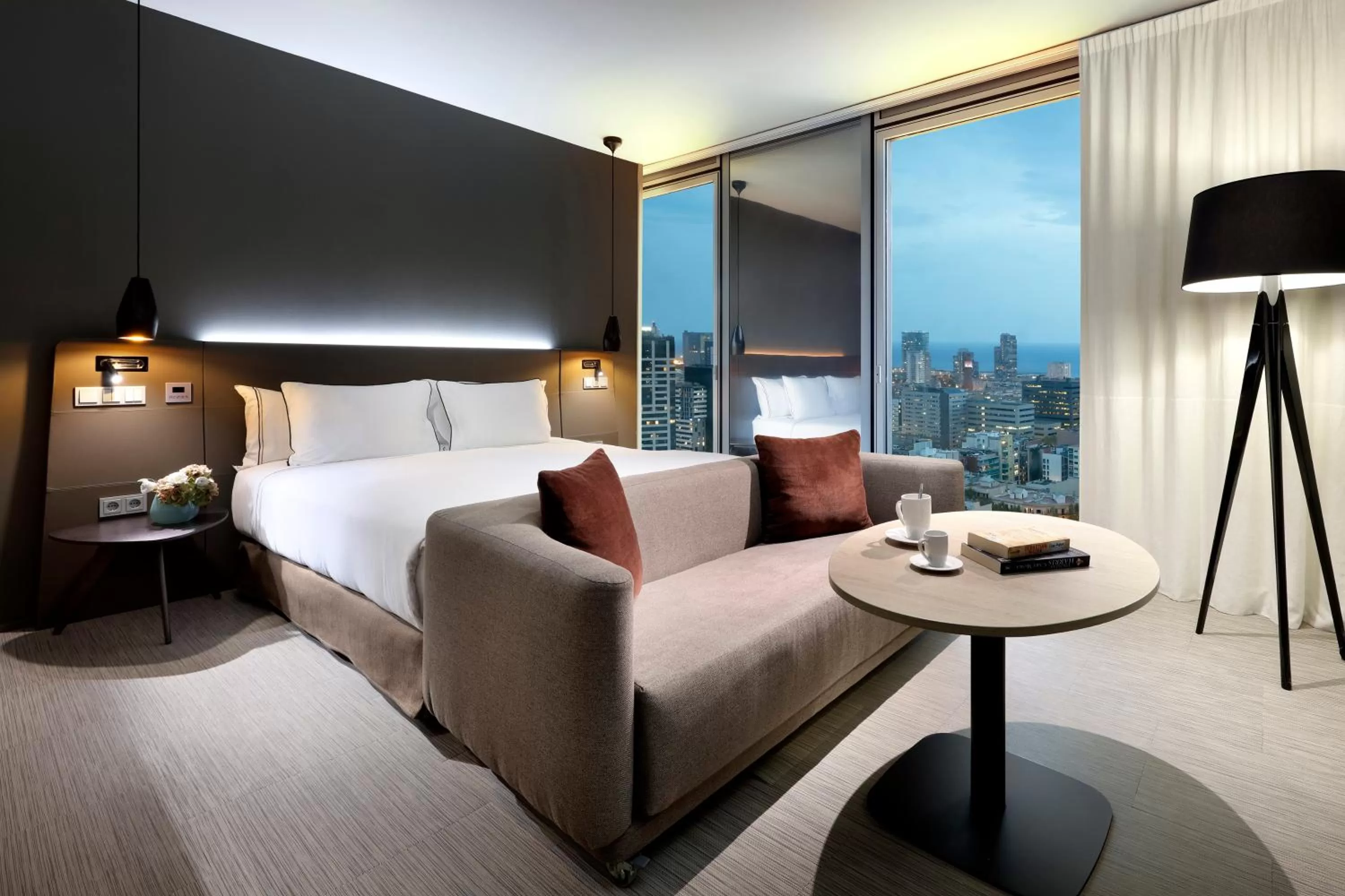 Bed in Melia Barcelona Sky 4* Sup