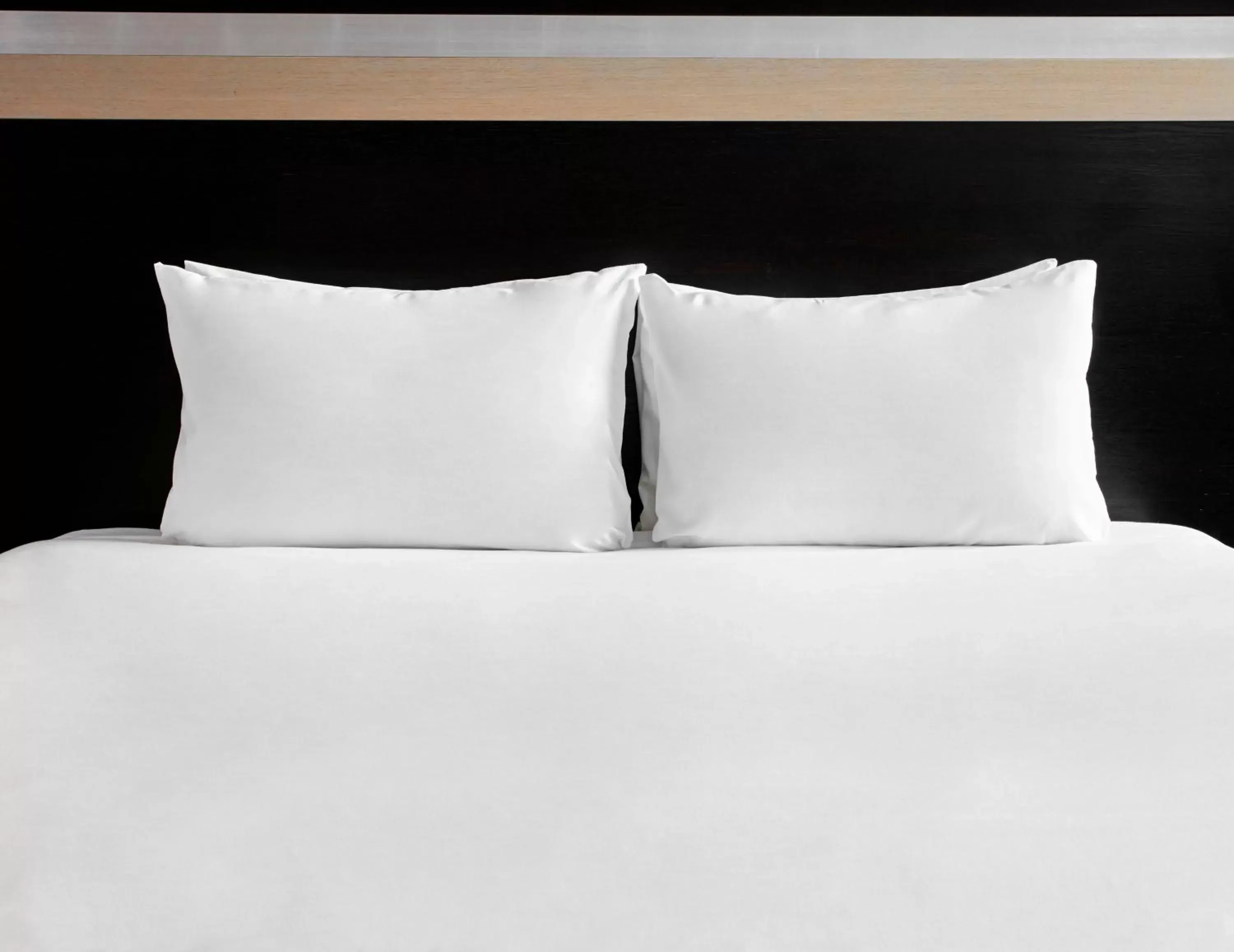 Photo of the whole room, Bed in Holiday Inn Genoa City by IHG Photo of the whole room, Bed in Holiday Inn Genoa City by IHG