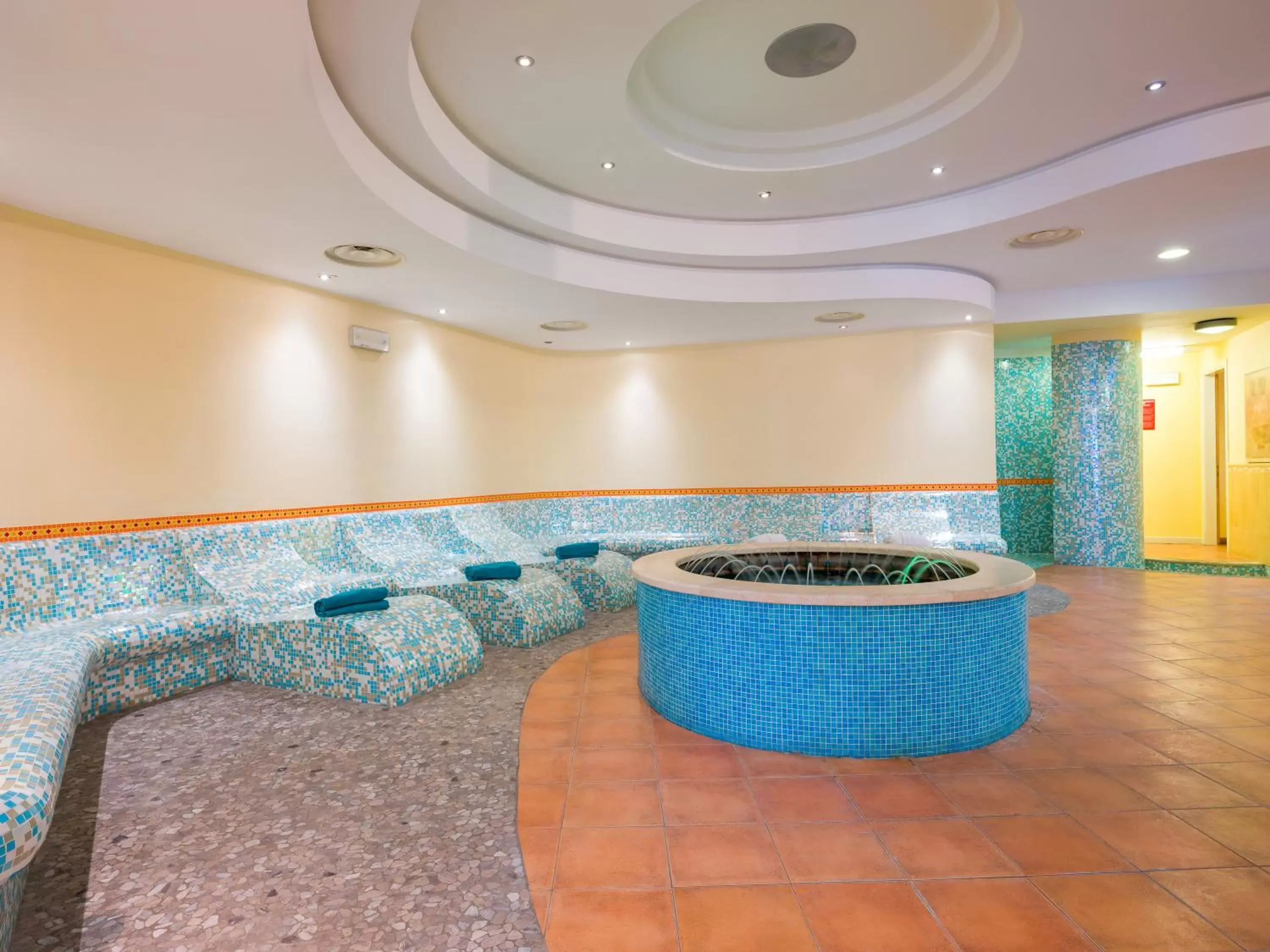 Spa and wellness centre/facilities in Active Hotel Paradiso Spa and wellness centre/facilities in Active Hotel Paradiso