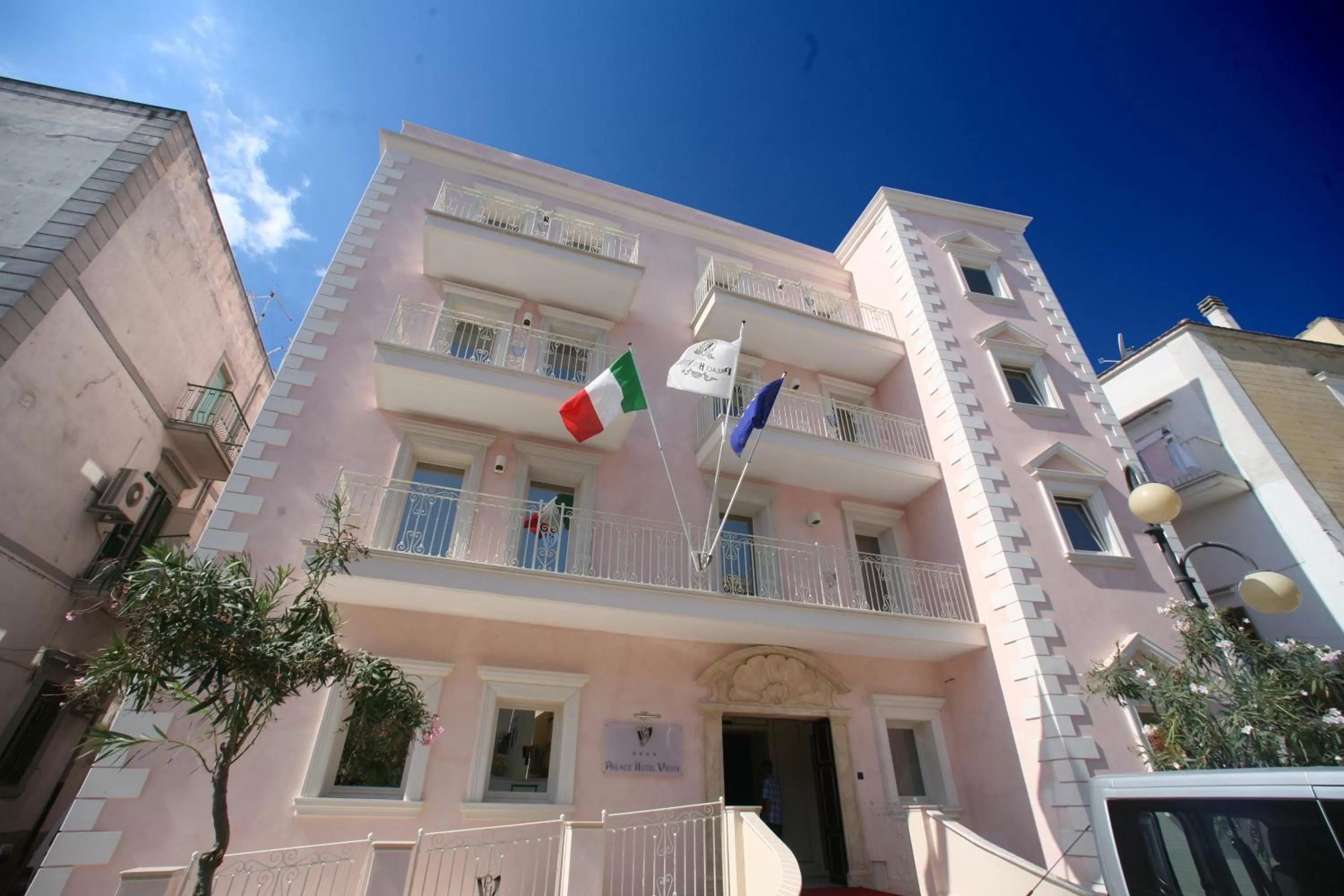 Facade/entrance in Palace Hotel Vieste