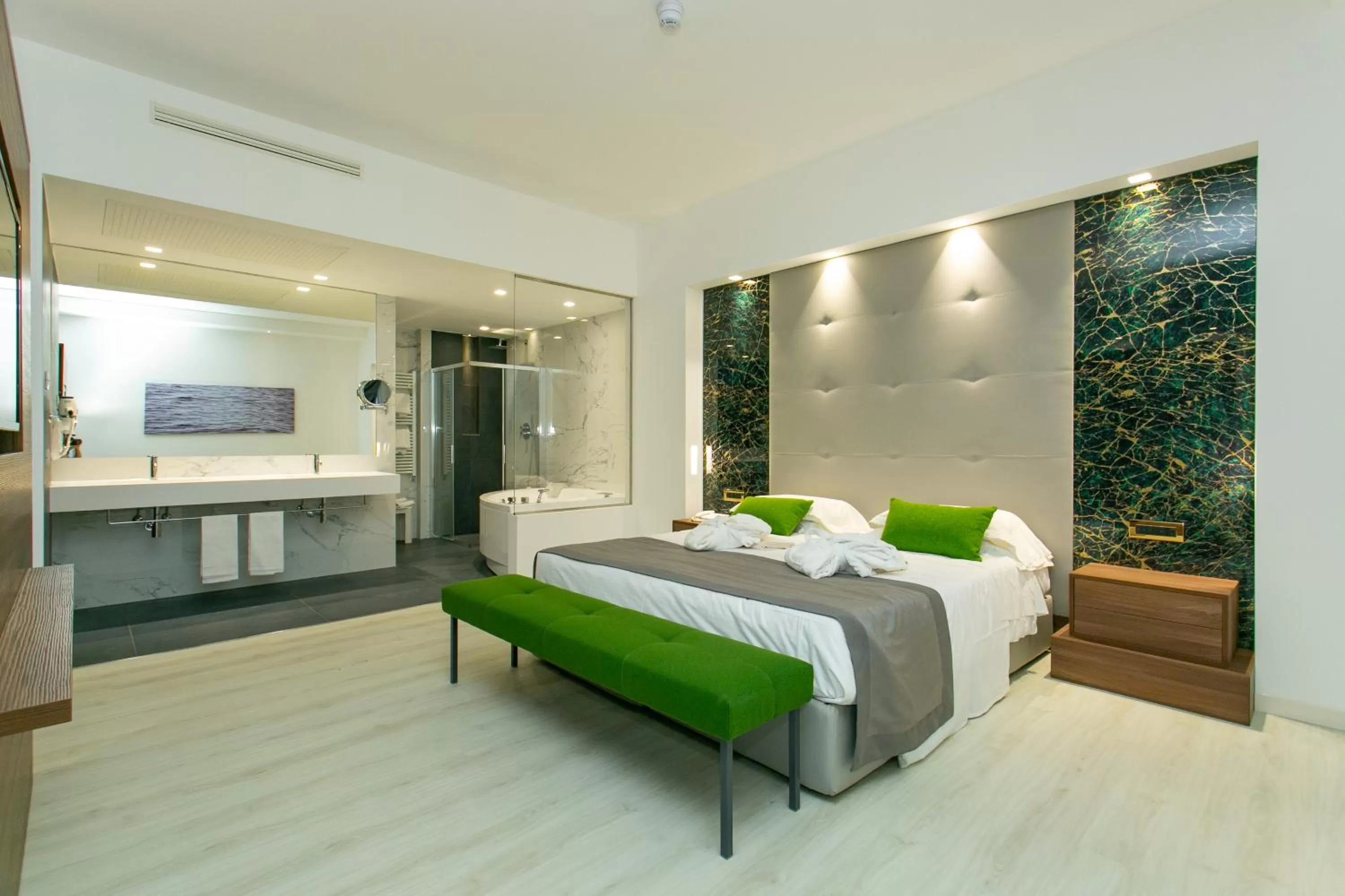 Photo of the whole room, Bed in Hotel Terme Venezia