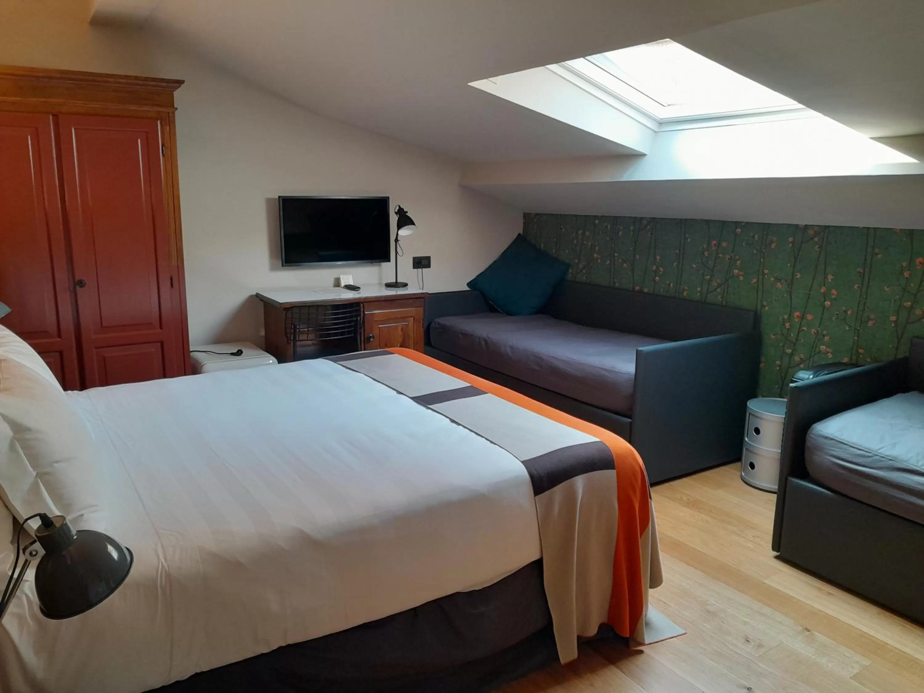 Superior Quadruple Room in Hotel Priori Secret Garden