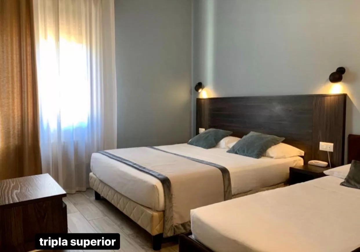 Bedroom, Bed in Hotel Ariston