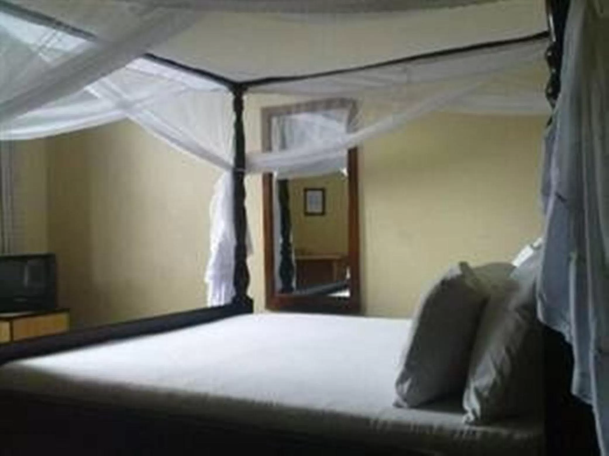 Deluxe Double or Twin Room in Transit Airport B&B