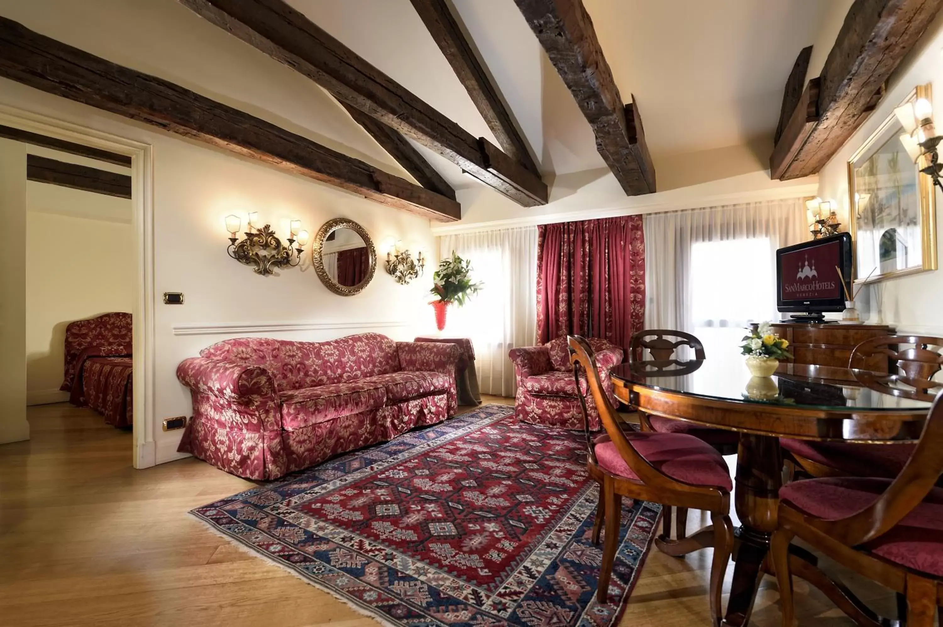 Suites Torre Dell'Orologio Suites Torre Dell'Orologio