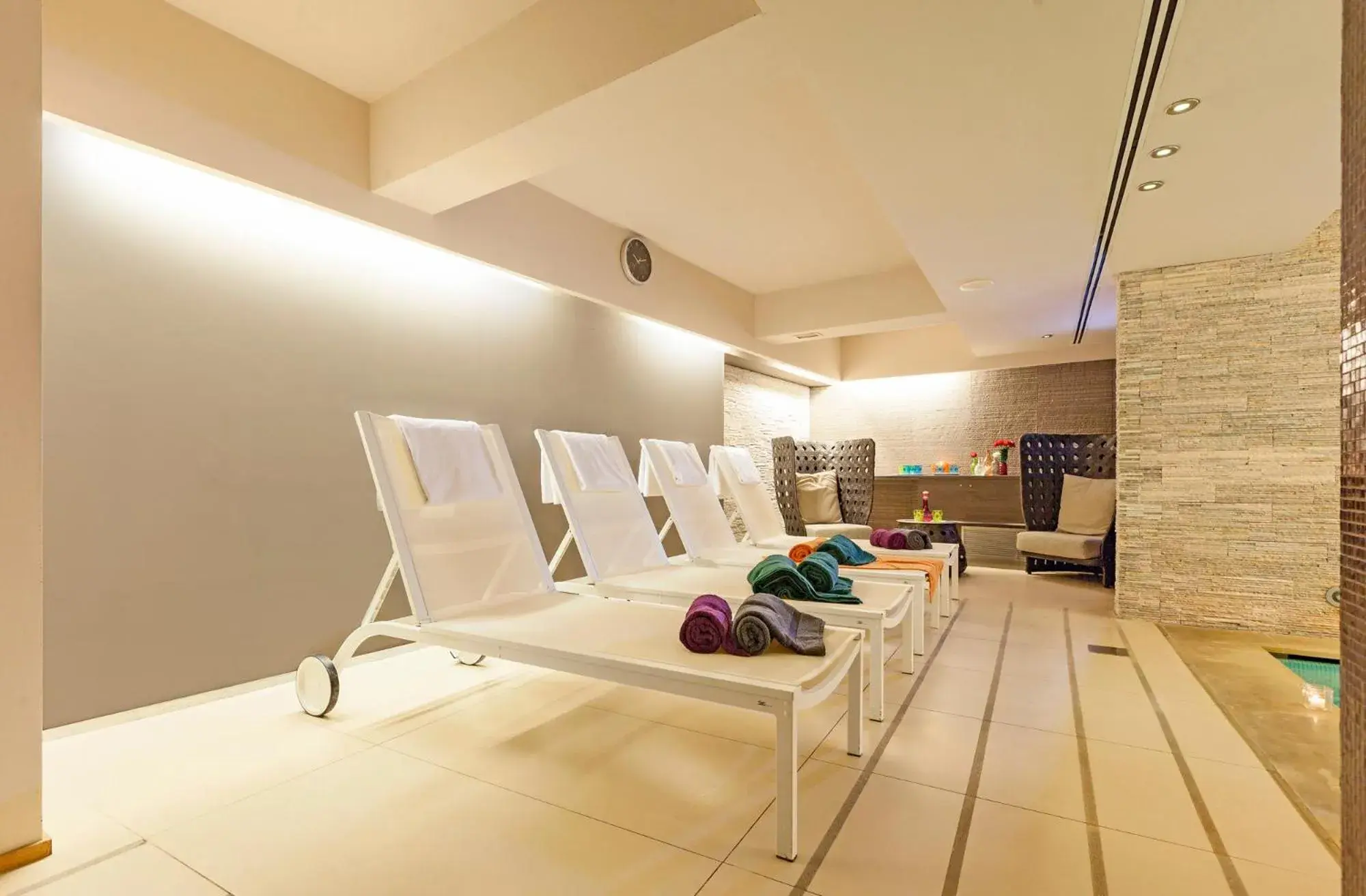 Spa and wellness centre/facilities in Europa Hotel Design Spa 1877 Spa and wellness centre/facilities in Europa Hotel Design Spa 1877