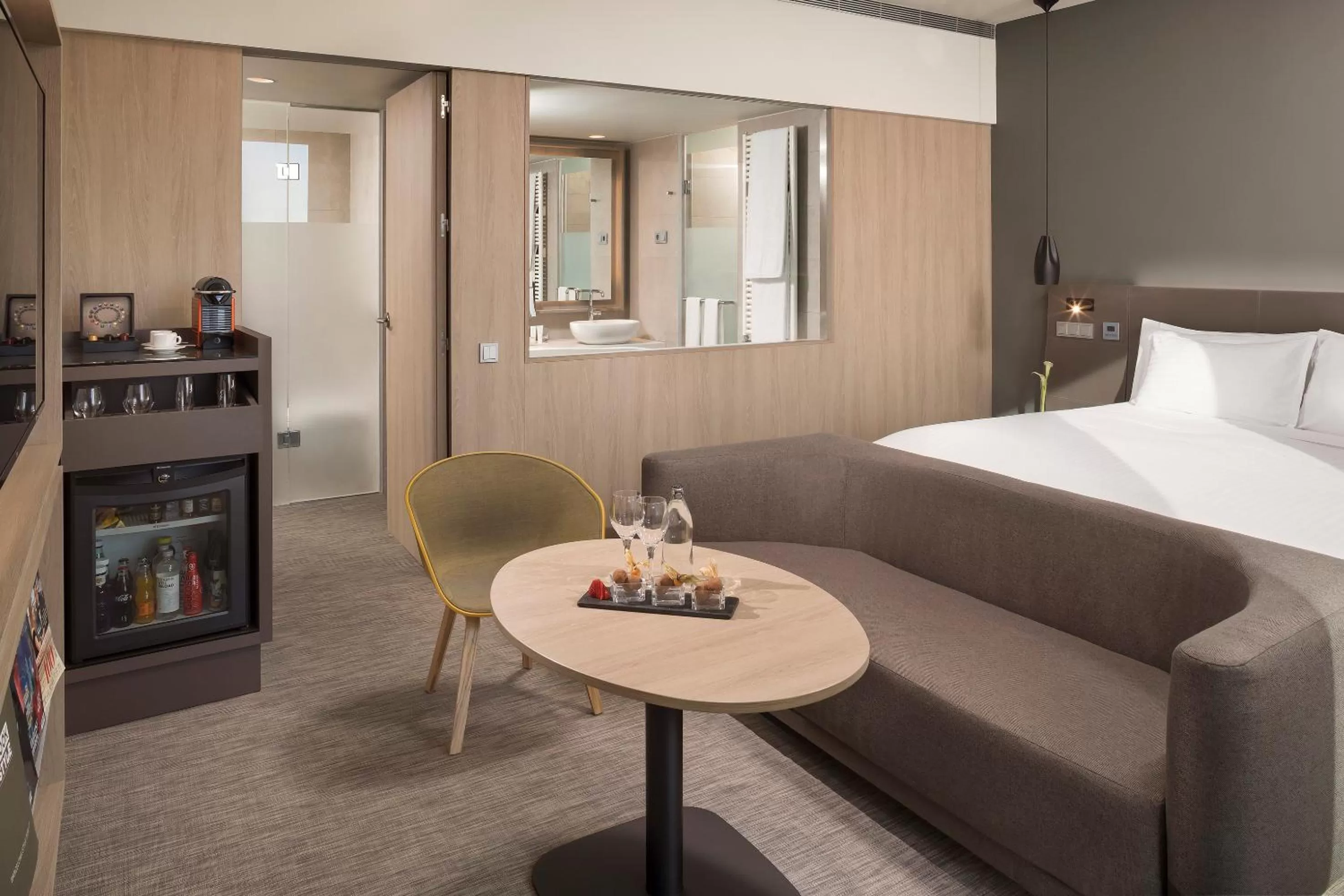 Bed in Melia Barcelona Sky 4* Sup