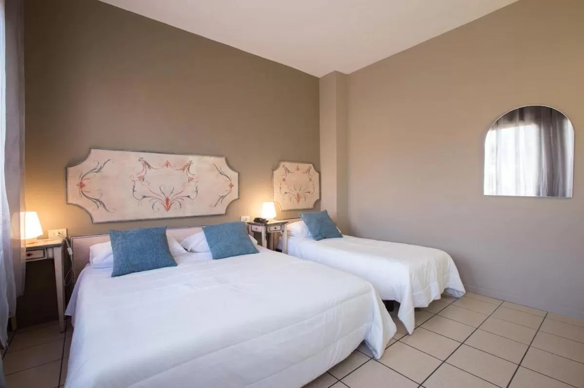 Bedroom, Bed in Hotel Ariston